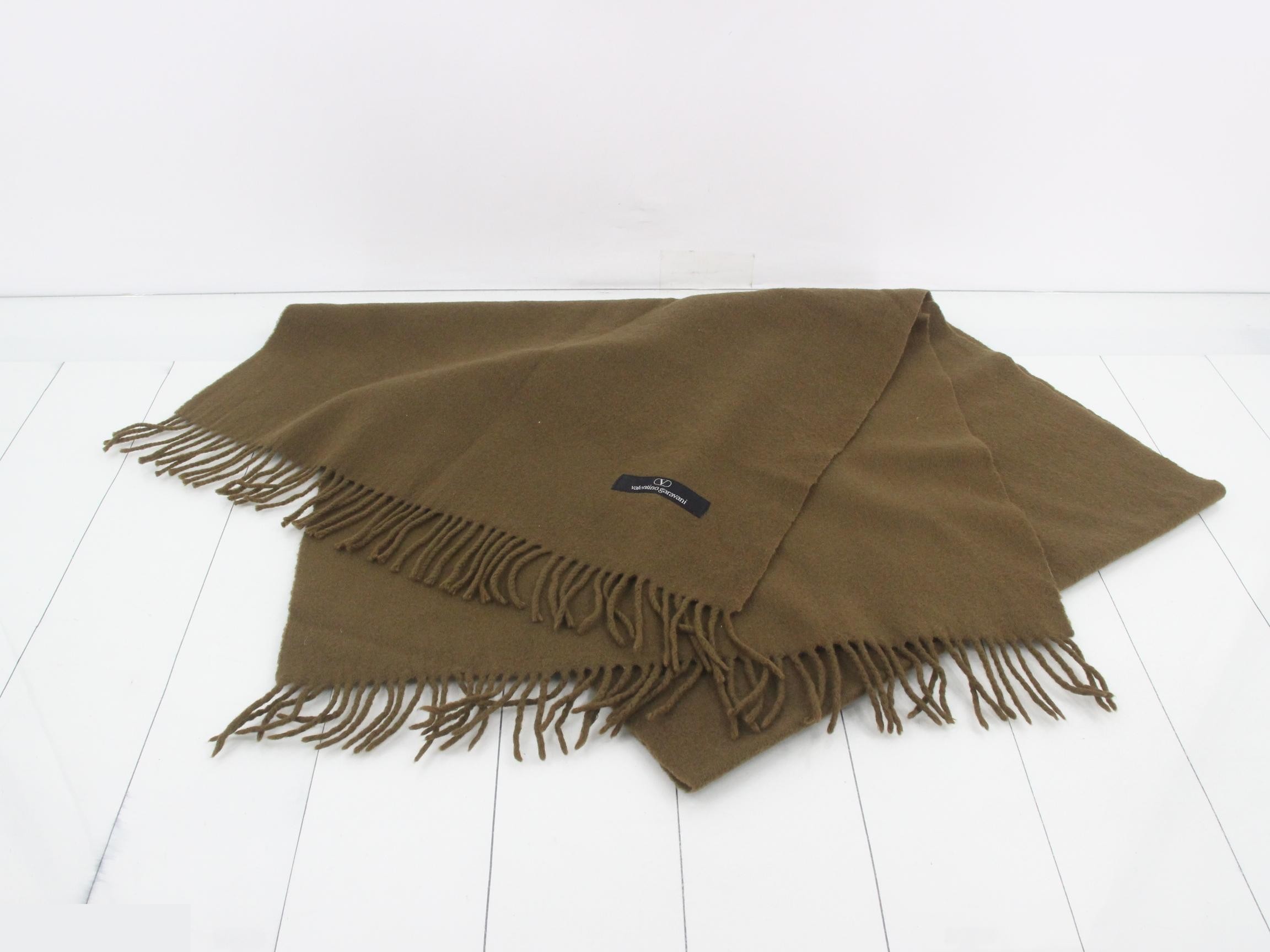 scarf, khaki — view 2