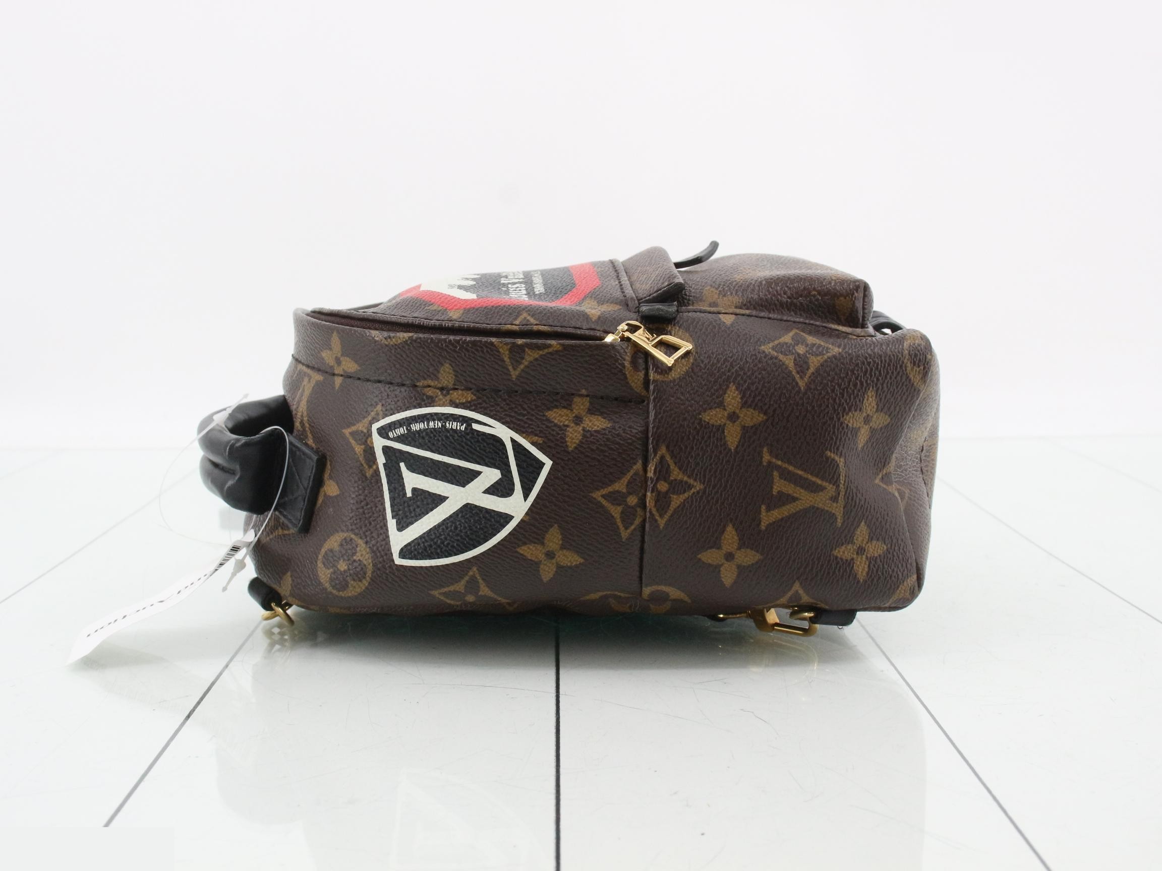 Backpack — view 4