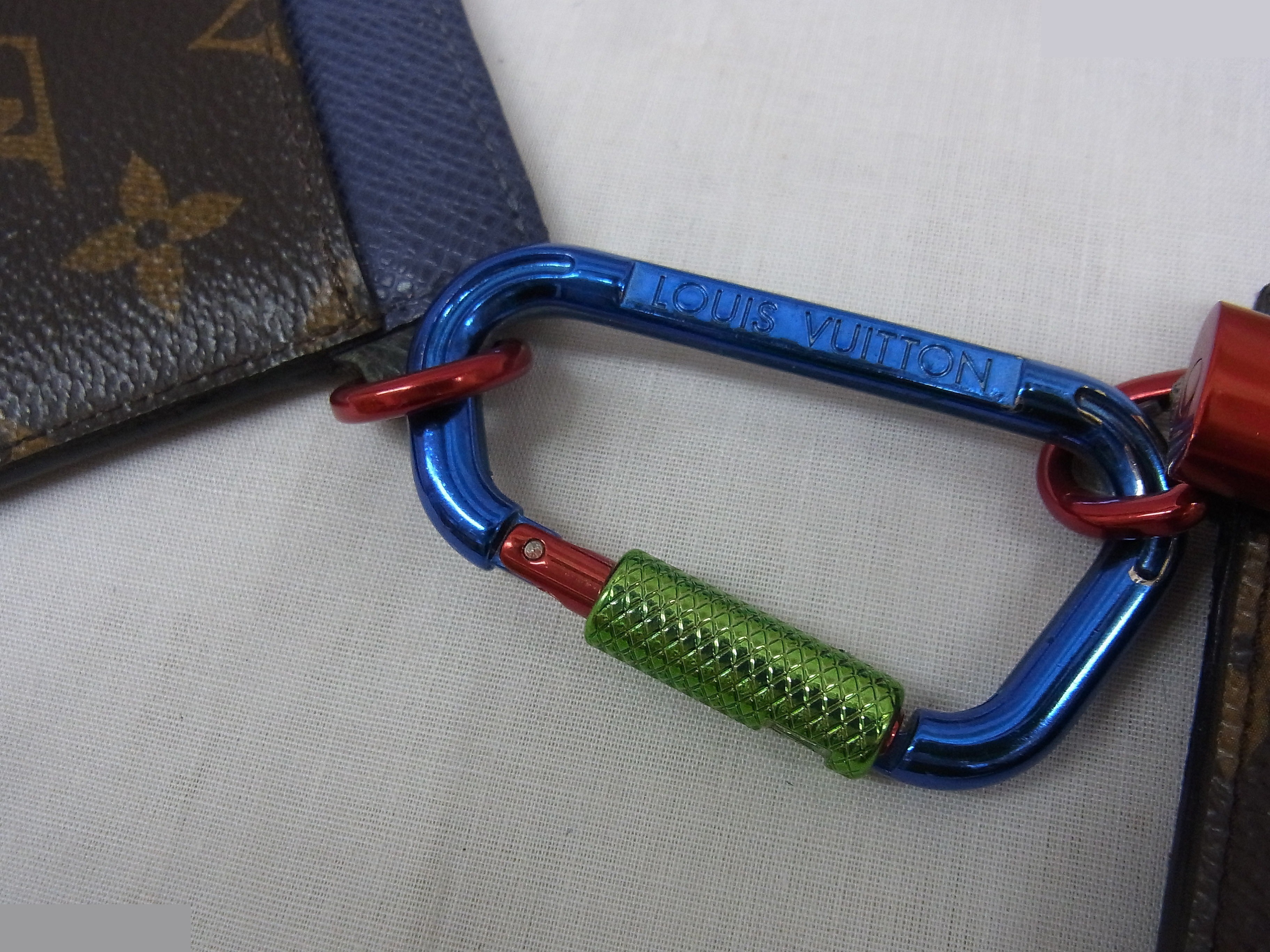 Ribbon pouch — view 4