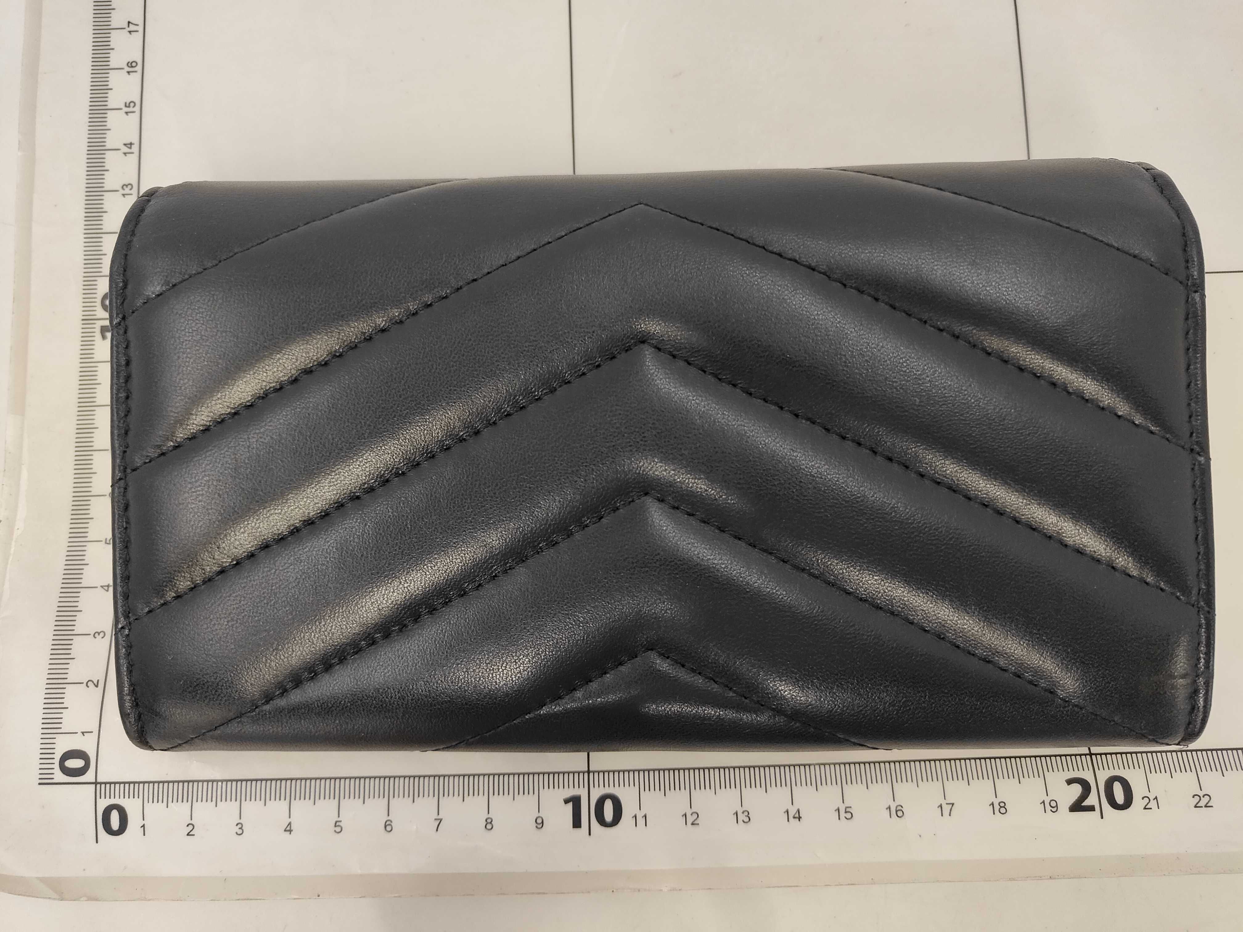 V-stitch button long wallet — view 2
