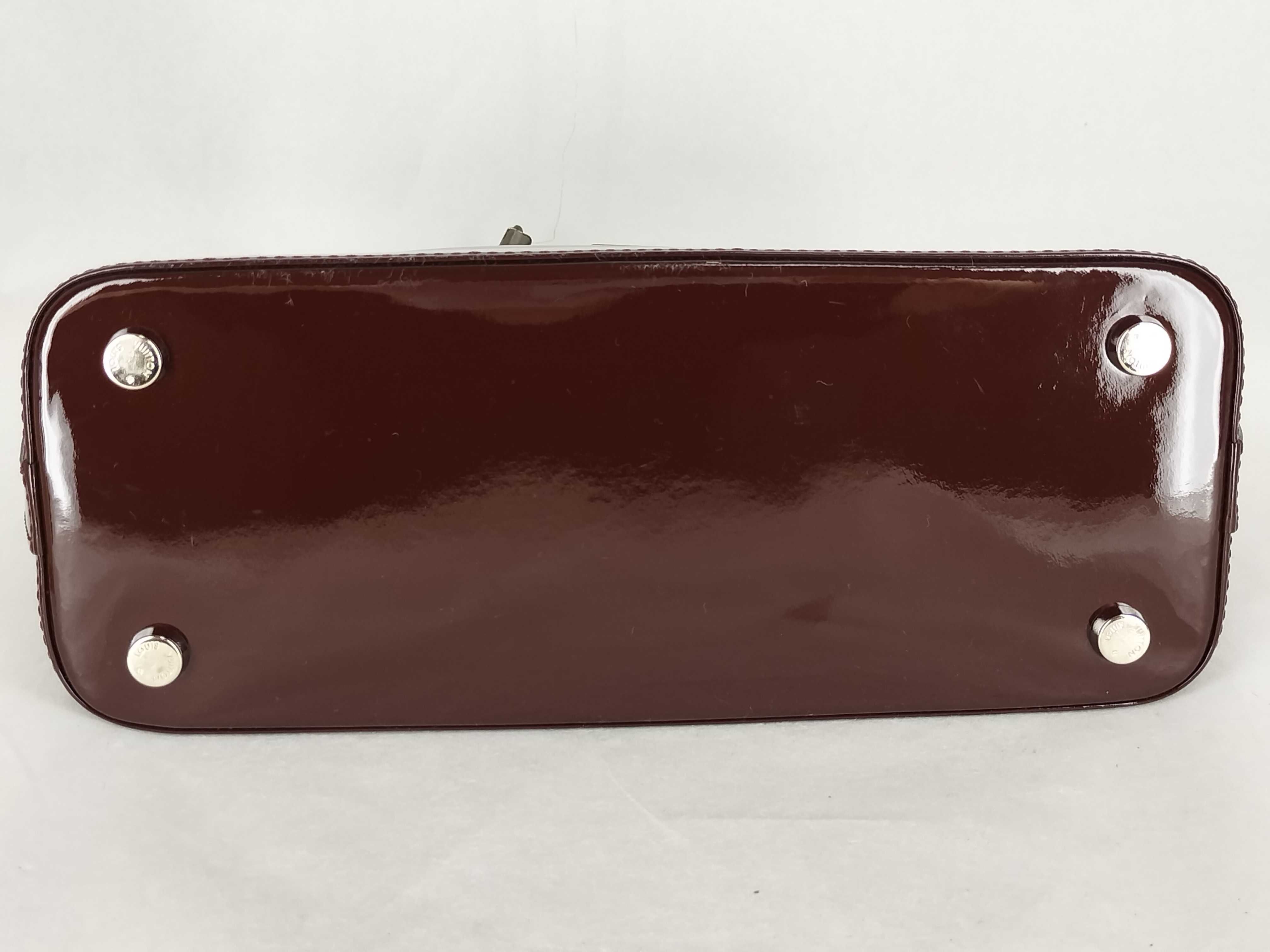 Epi LV Handbag — view 7