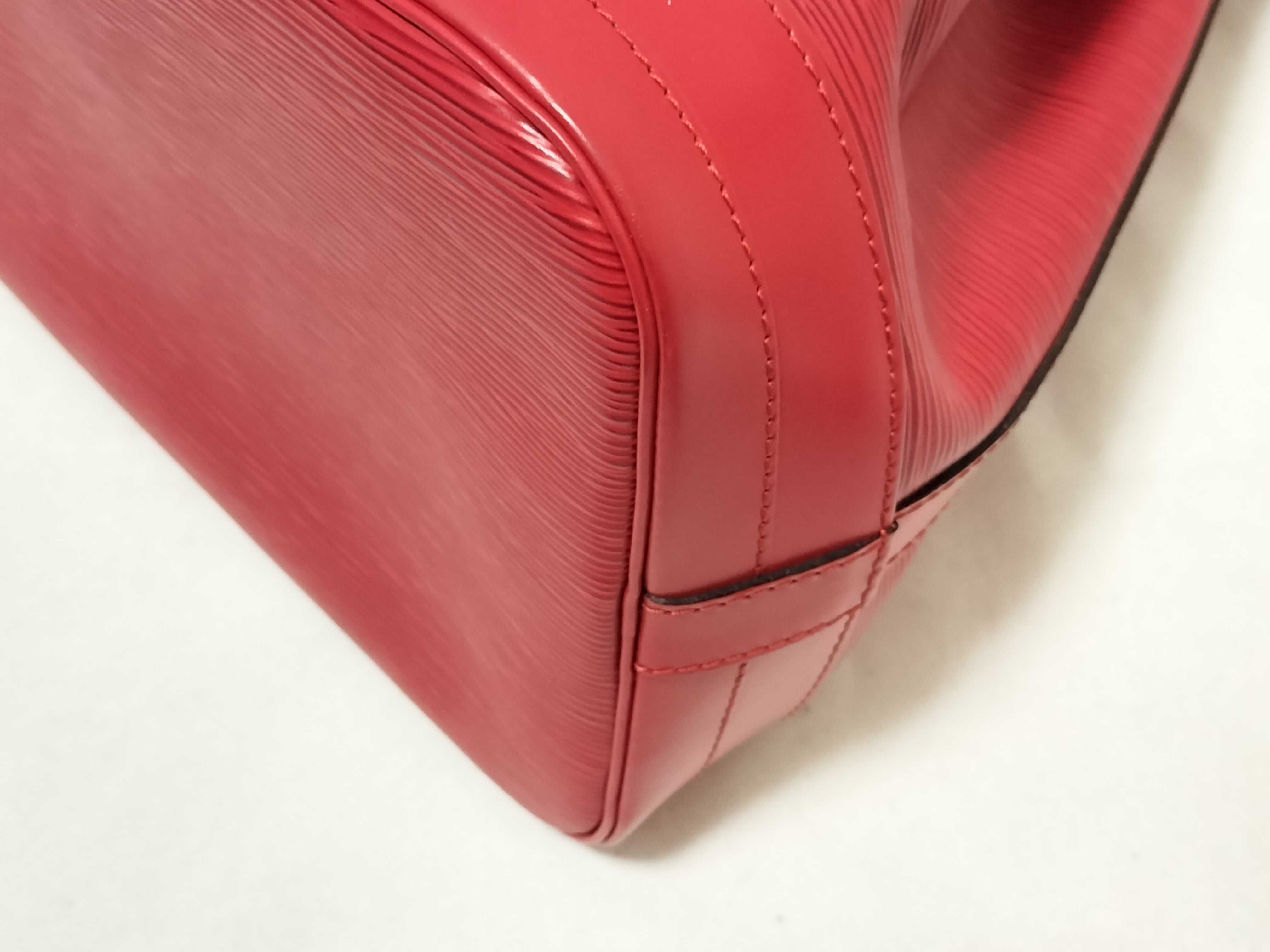 Epi Noe Shoulder Bag — view 6