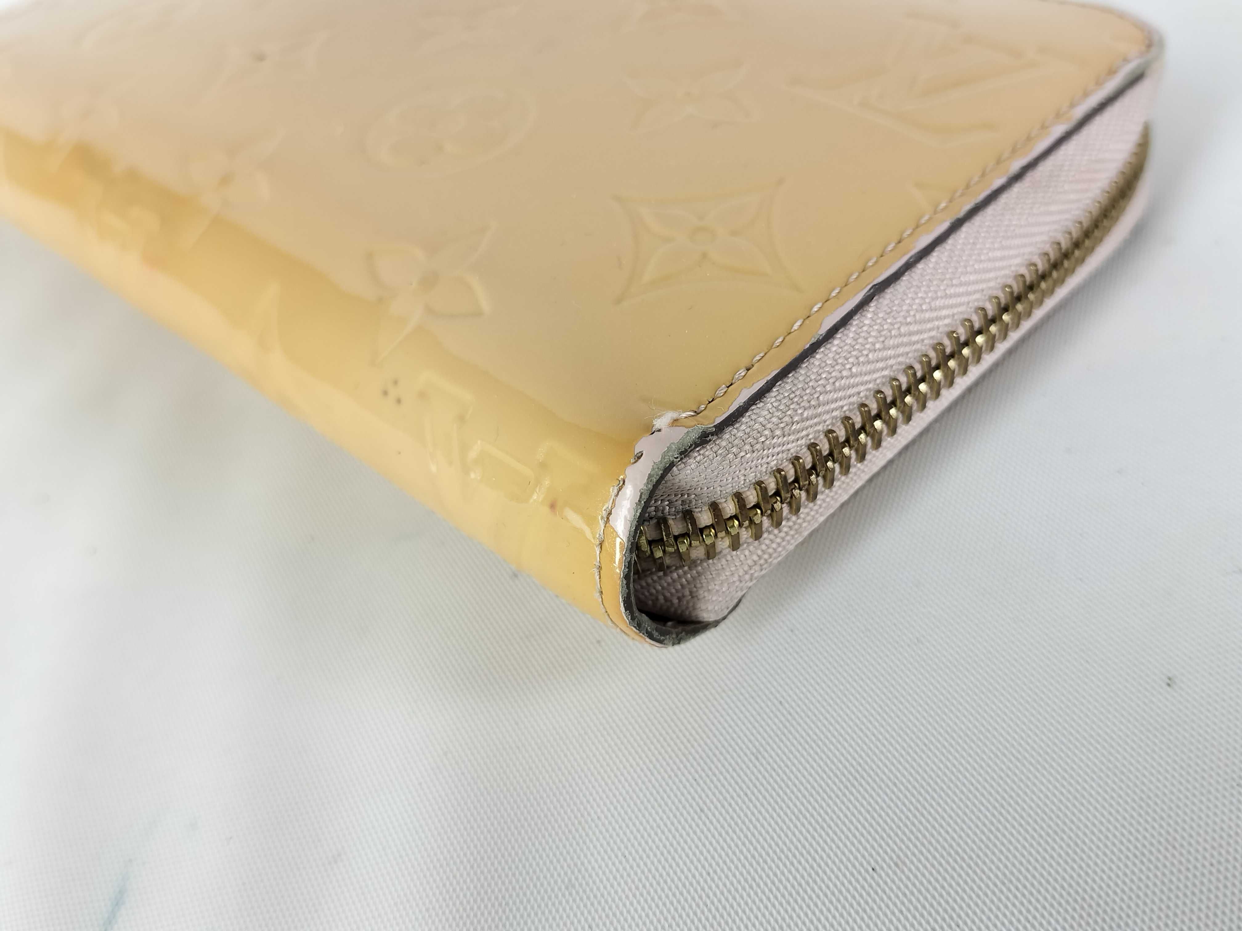 Vernis Round Zip Wallet — view 2