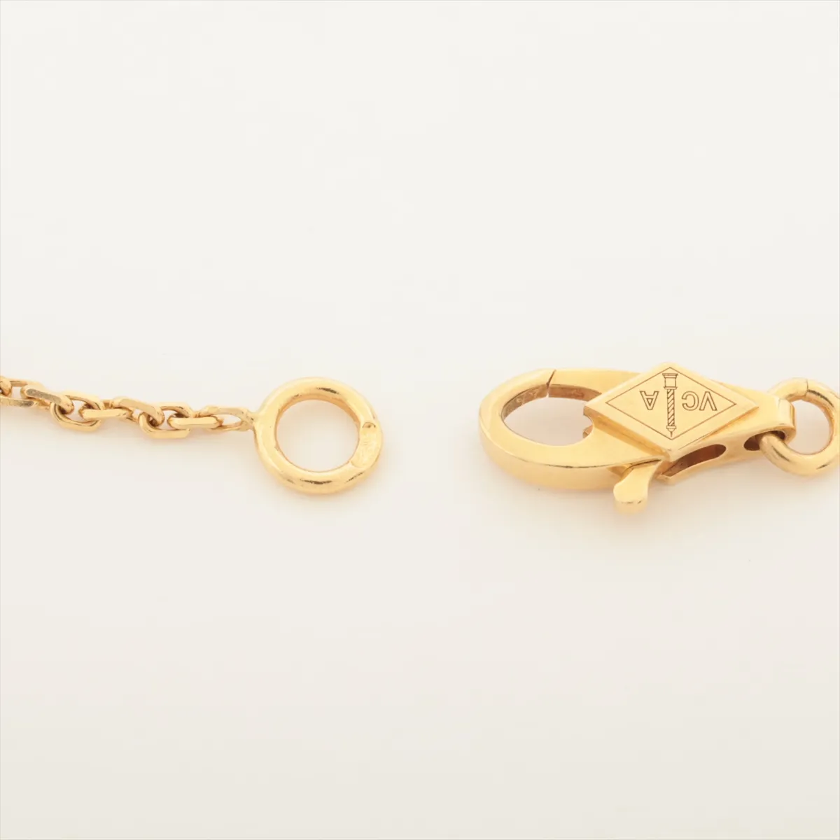 Sweet Alhambra Papillon Shell Bracelet 750 (Yellow Gold) 1.9g JB519472 — view 5