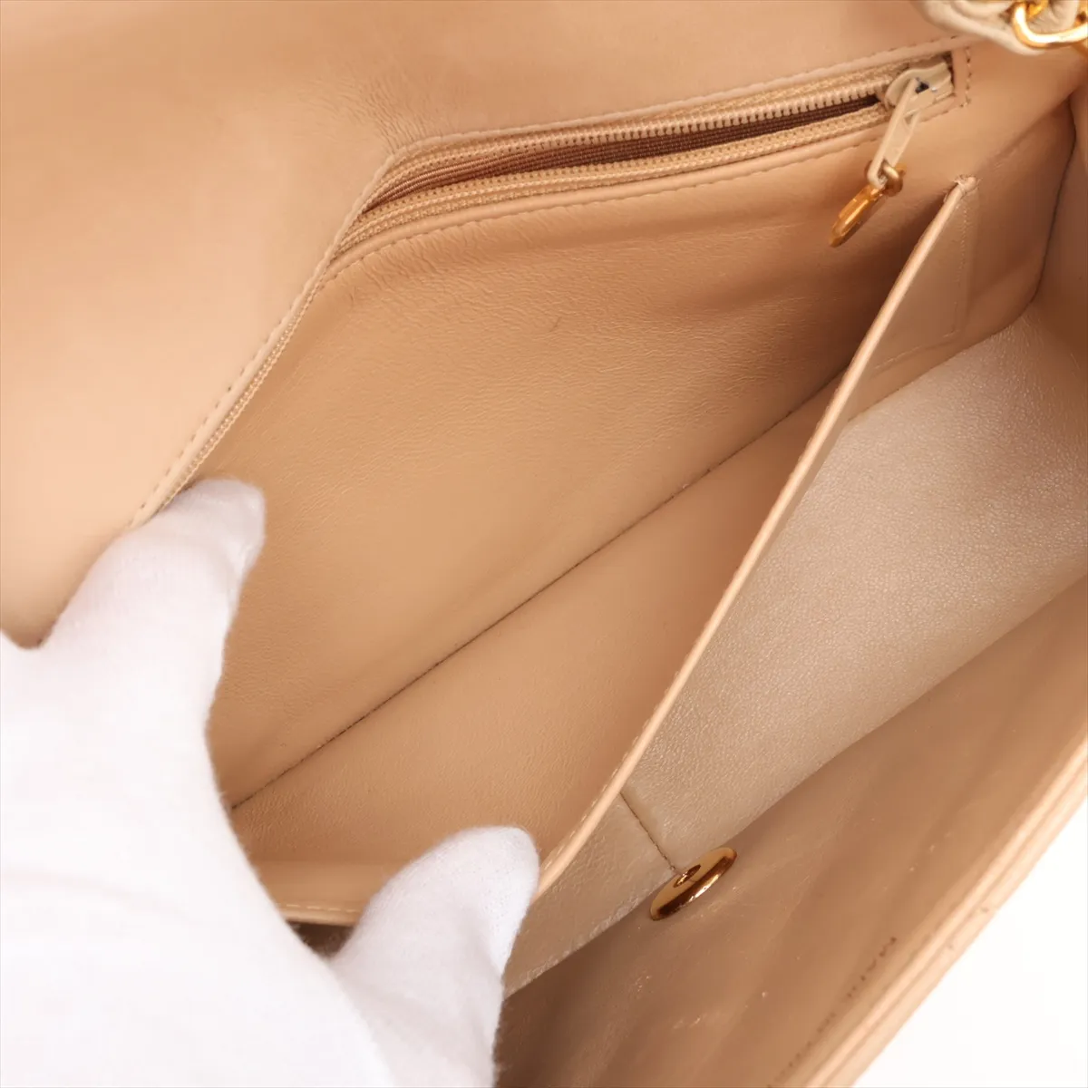 Matelassé Lambskin Single Flap Single Chain Bag, Diana Flap, Beige, Gold Hardware — view 8
