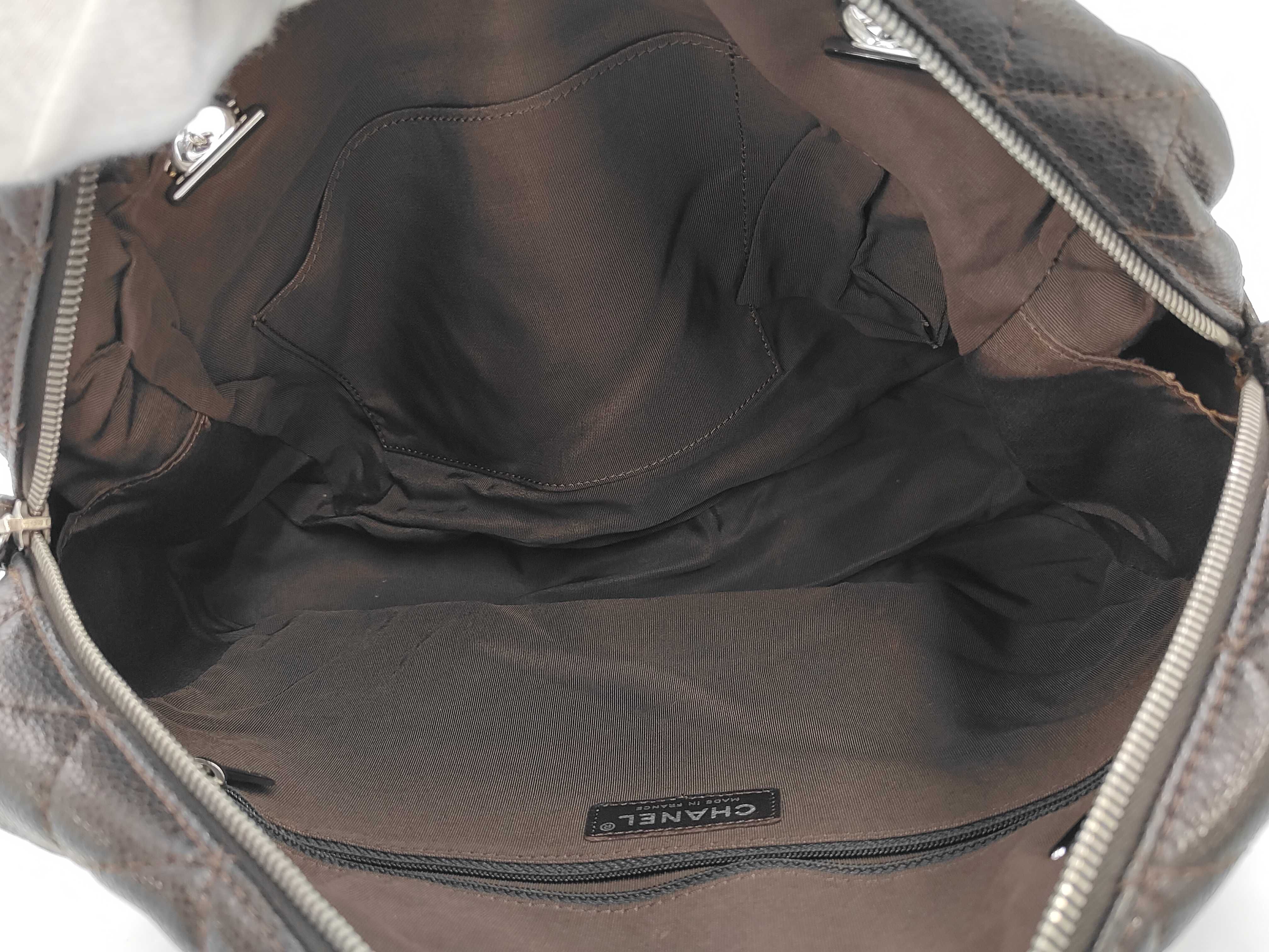 PH - Large Luxe Ligne Bowler Shoulder Bag Leather Dark Brown Tote Bag — view 9