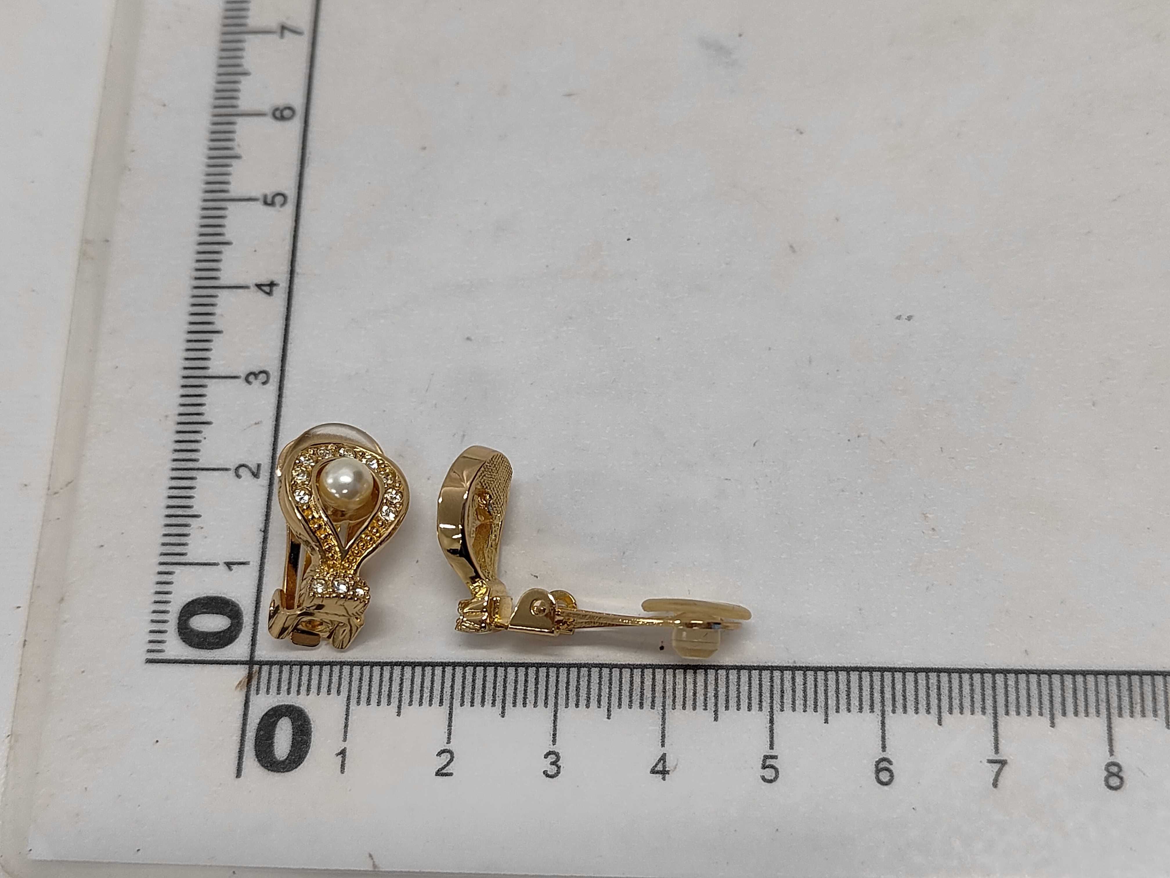 Christian Dior Pearl Rhinestone Gold Tone Earrings — view 6