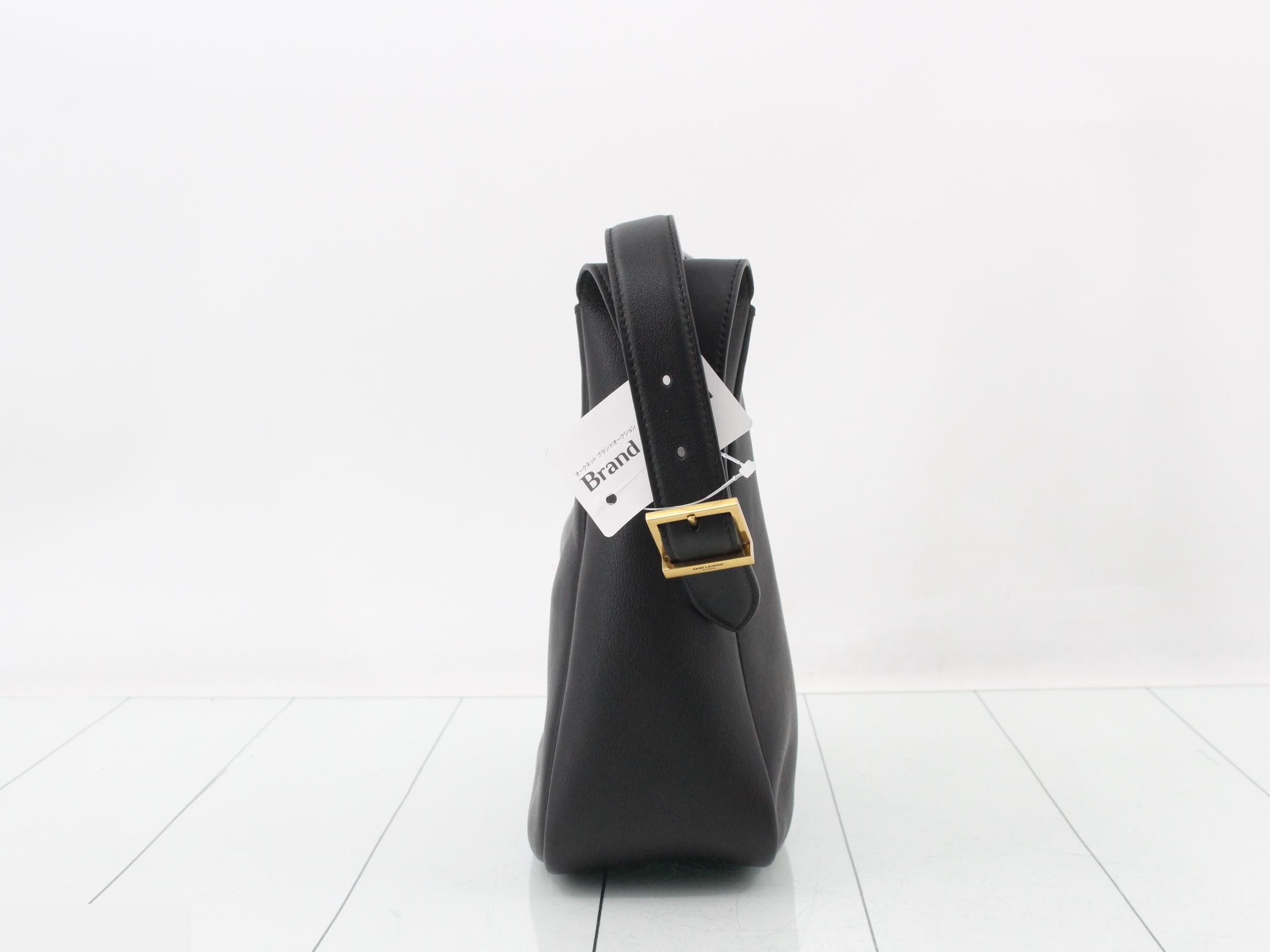 Hobo Small Calf Leather One-Shoulder Bag — view 4