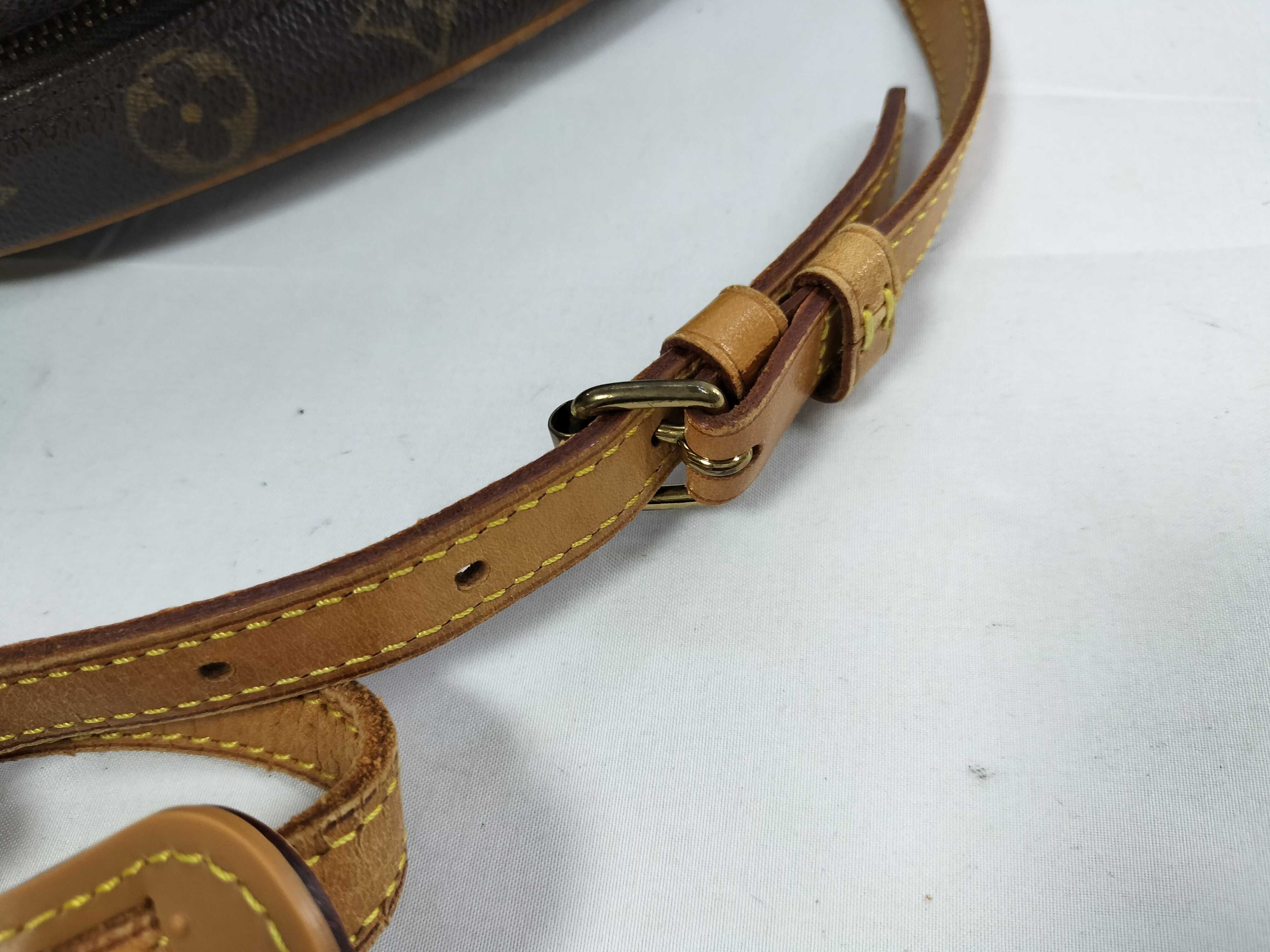 Monogram M51221 Blois Shoulder Bag — view 4