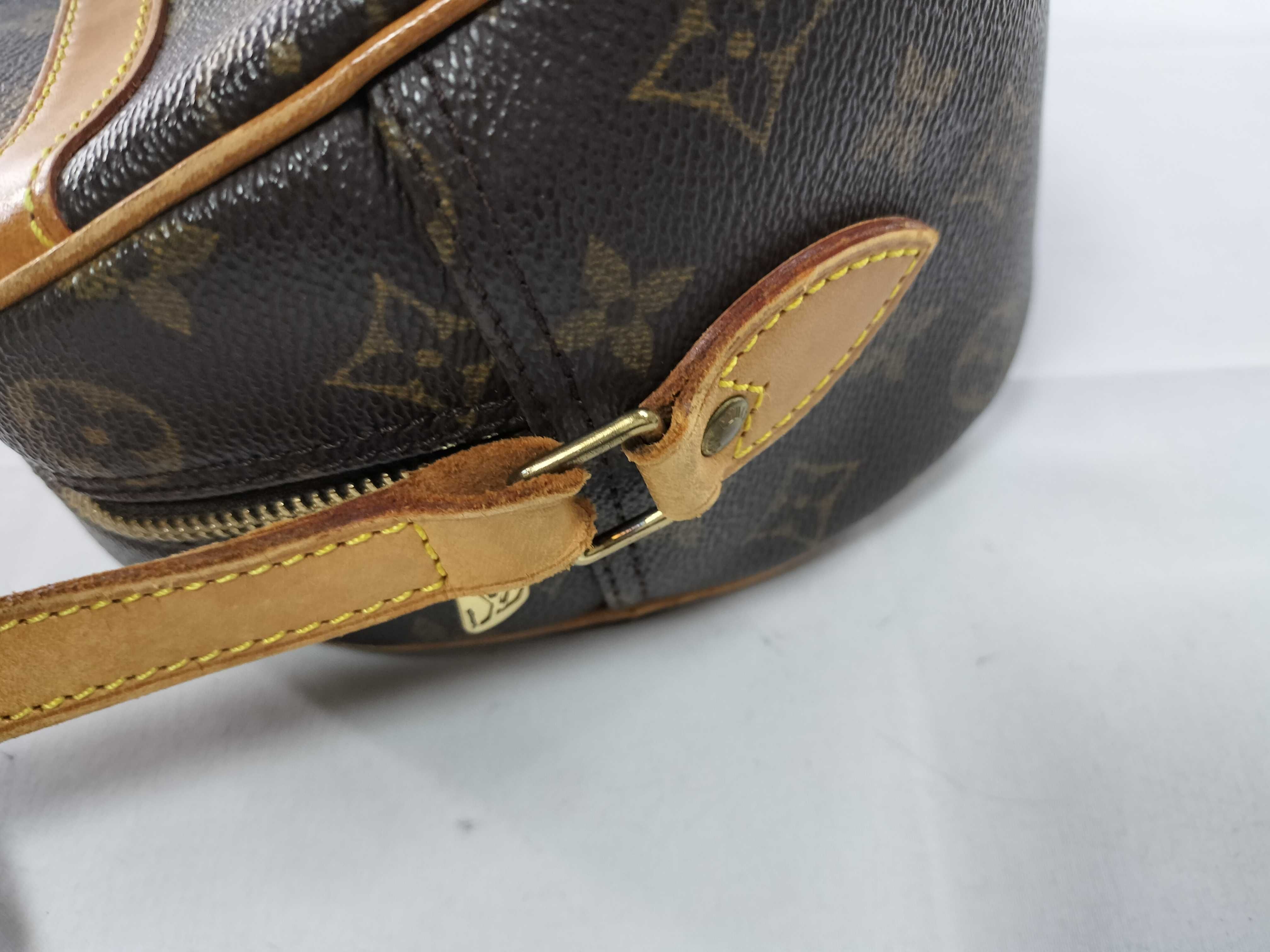 Monogram M51221 Blois Shoulder Bag — view 5