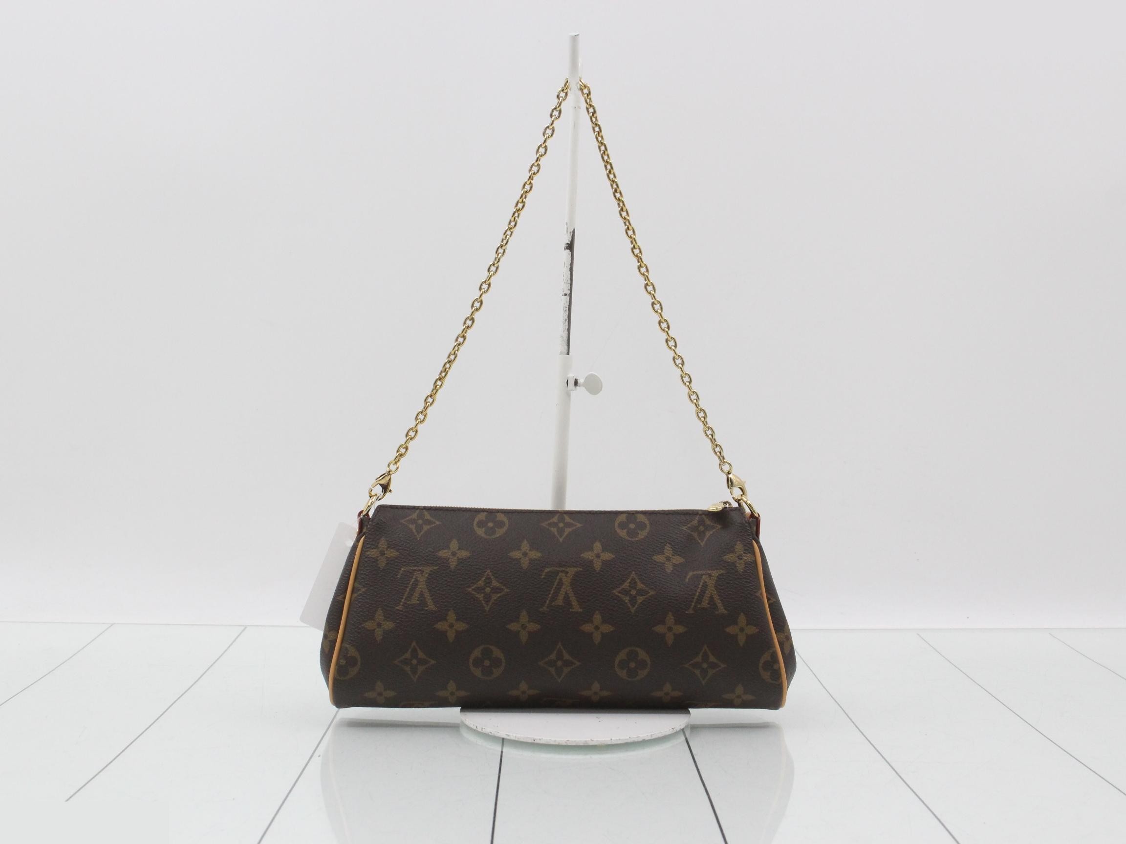 Monogram Pochette Eva — view 2