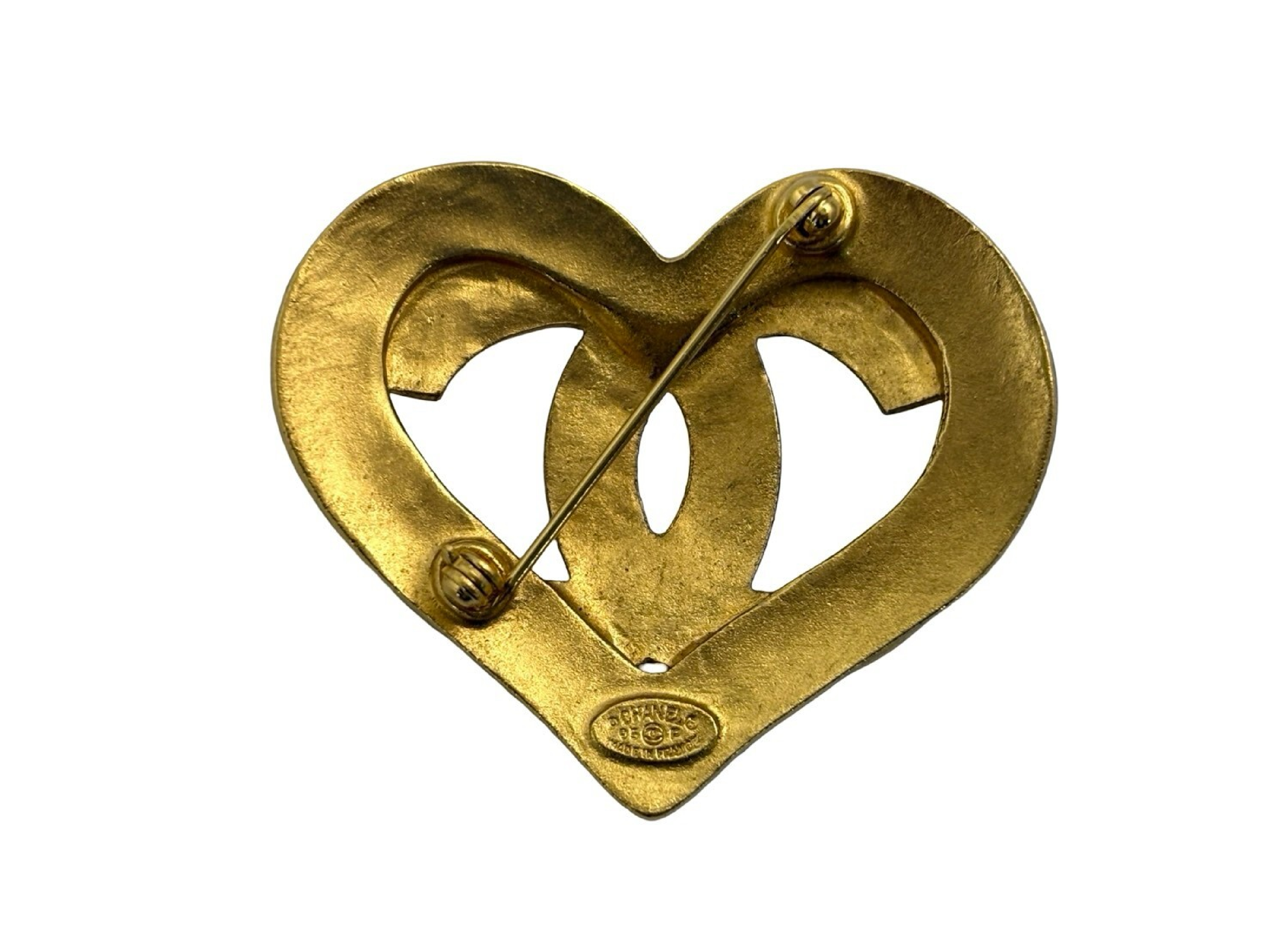Heart Brooch 95P Brooch — view 2