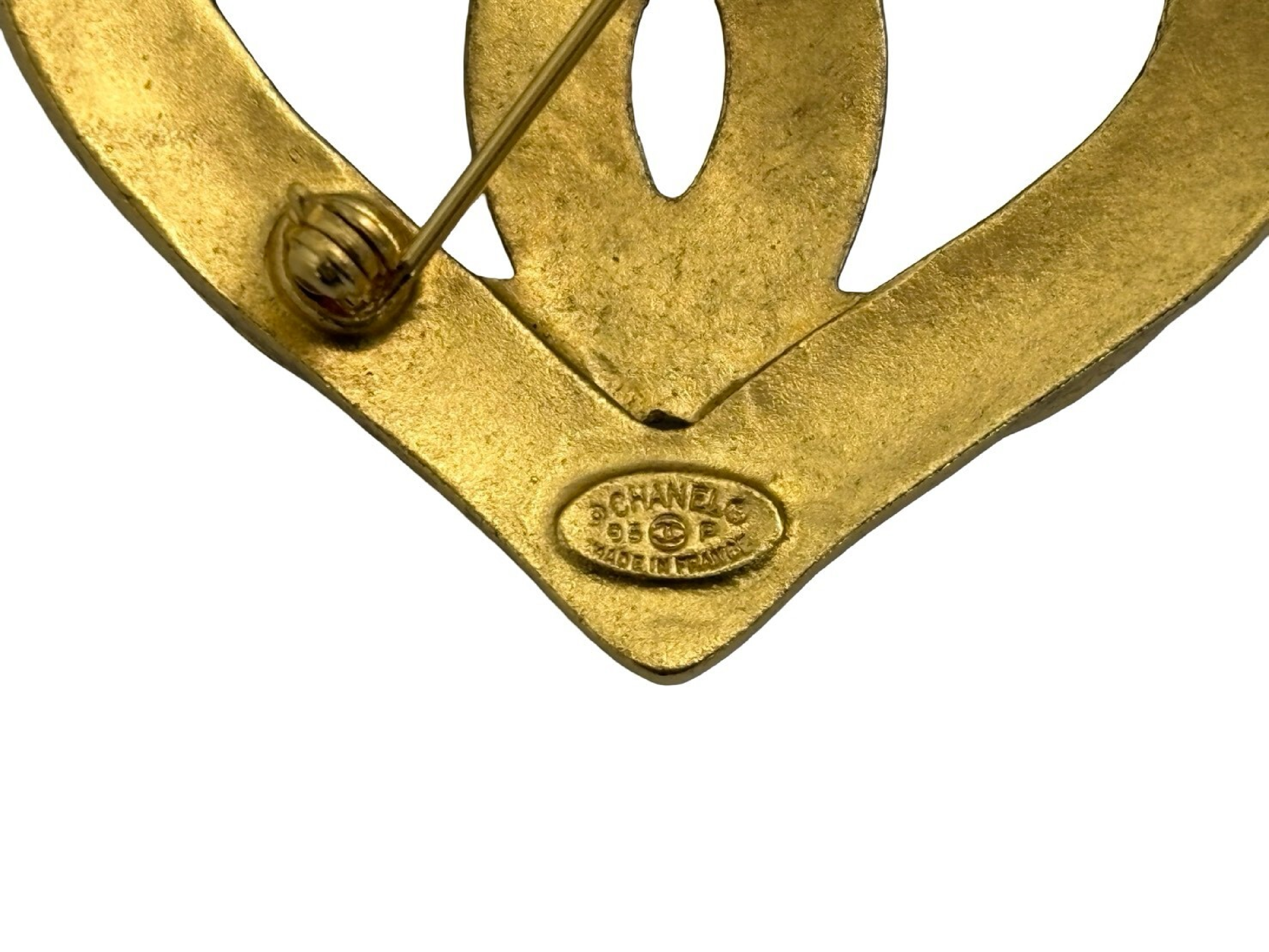 Heart Brooch 95P Brooch — view 7