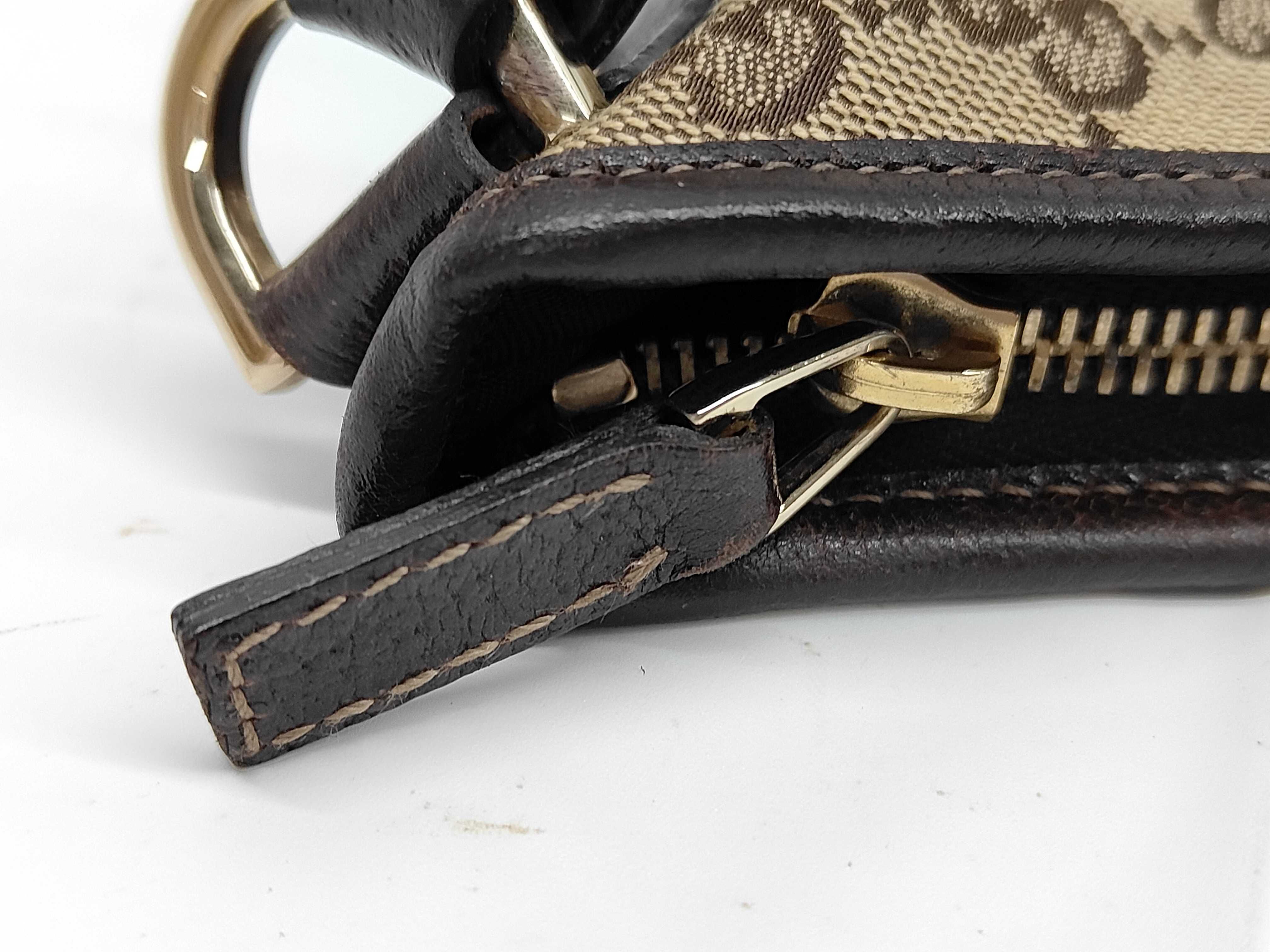 GG Canvas D-Ring Hobo Bag Handbag — view 8