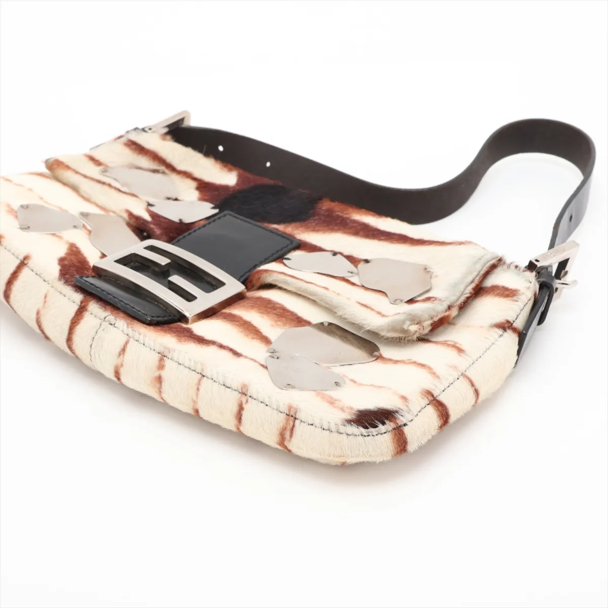 [Individually packaged] Fendi Mamma Bucket Calf Hair x Leather Shoulder Bag, Beige — view 3