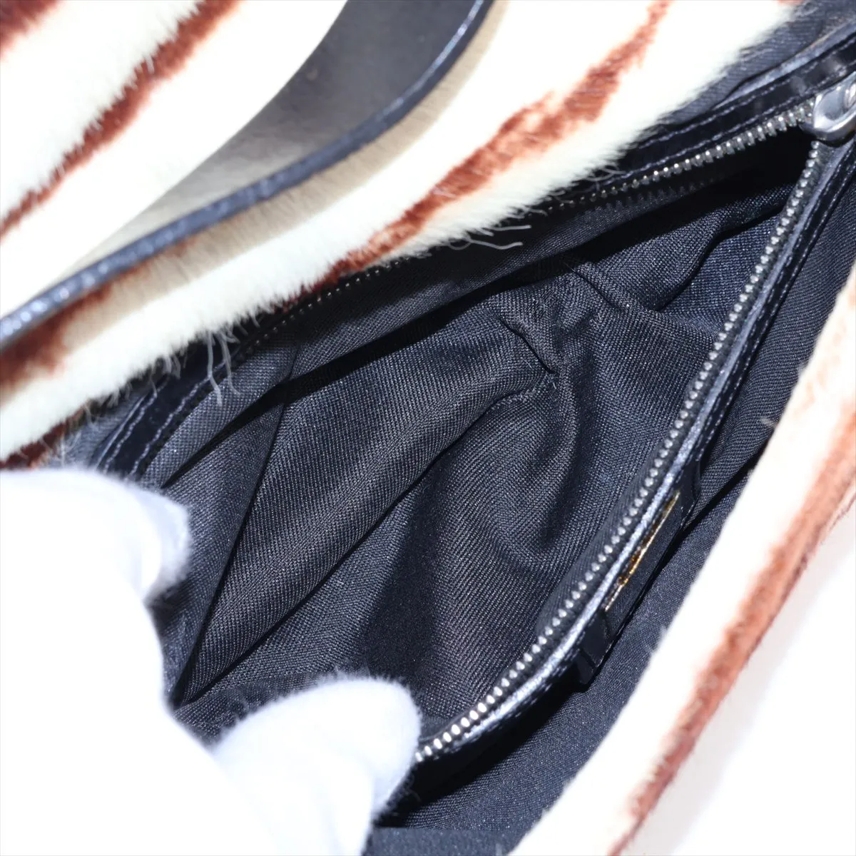 [Individually packaged] Fendi Mamma Bucket Calf Hair x Leather Shoulder Bag, Beige — view 8