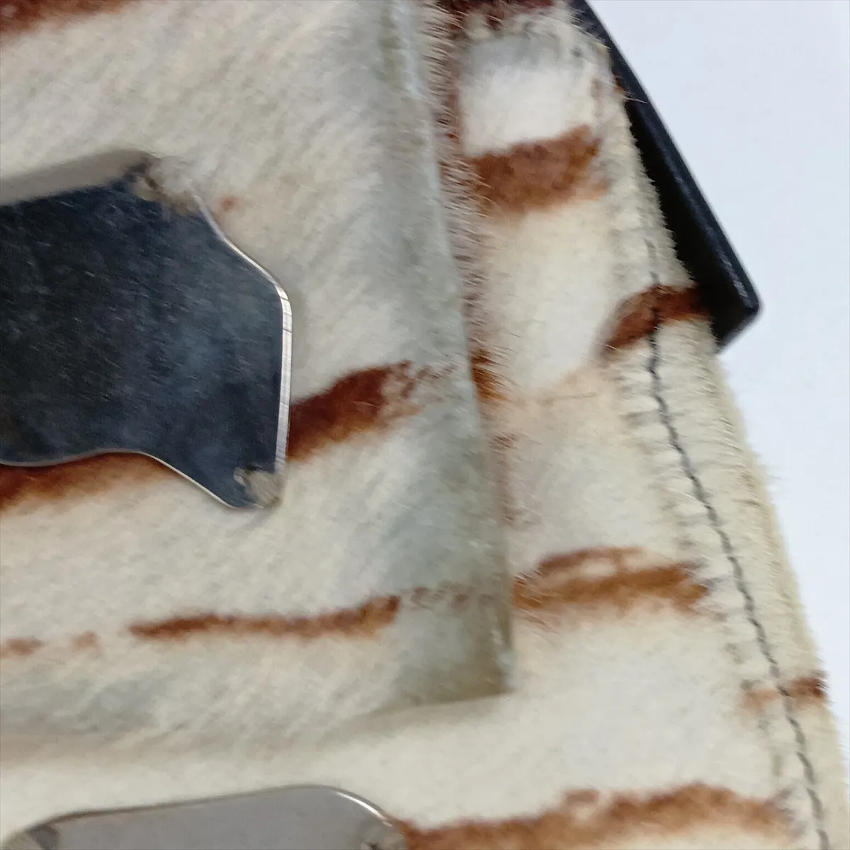 [Individually packaged] Fendi Mamma Bucket Calf Hair x Leather Shoulder Bag, Beige — view 10