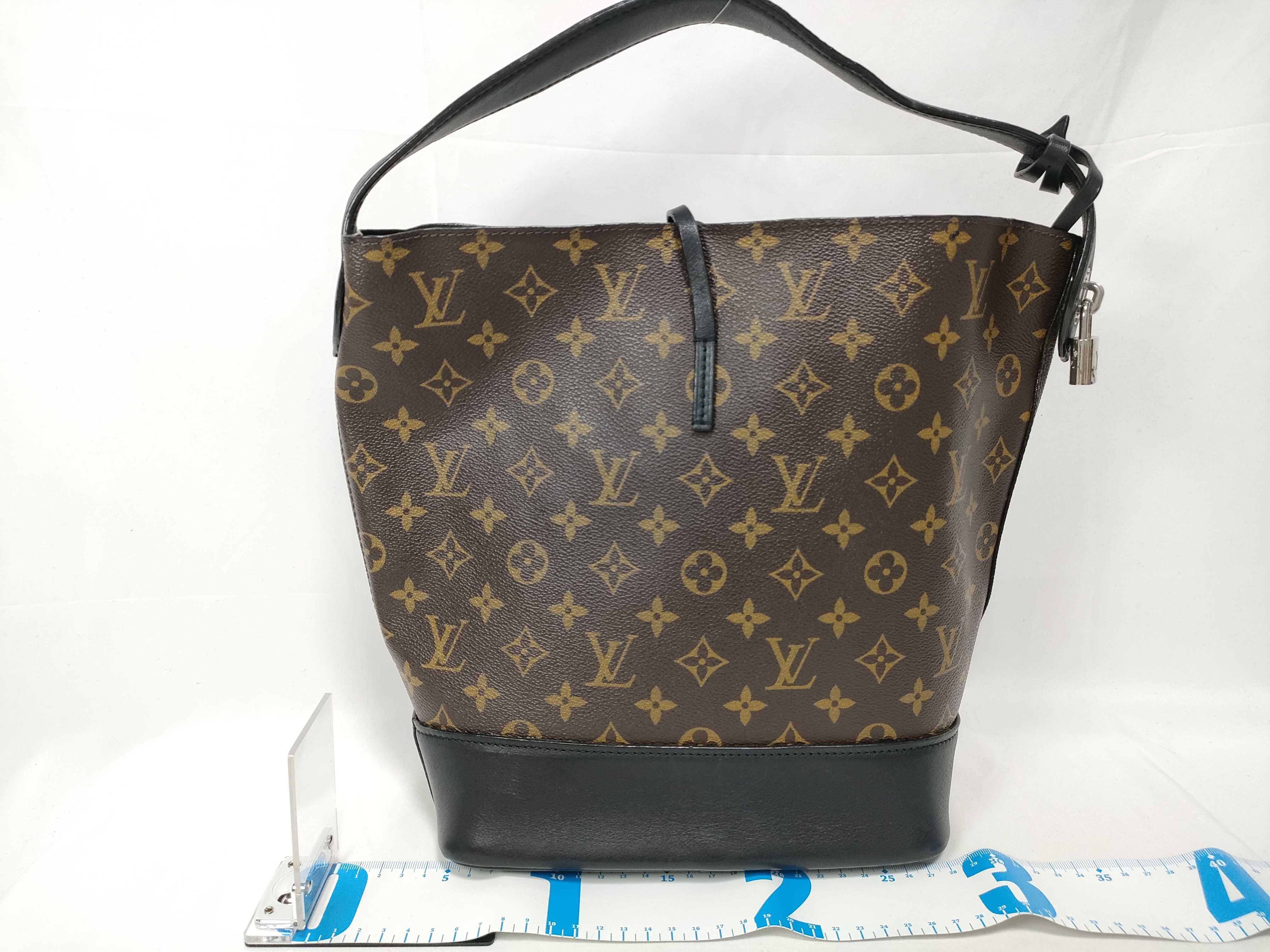 Monogram Idor GM Noir Shoulder Bag — view 2