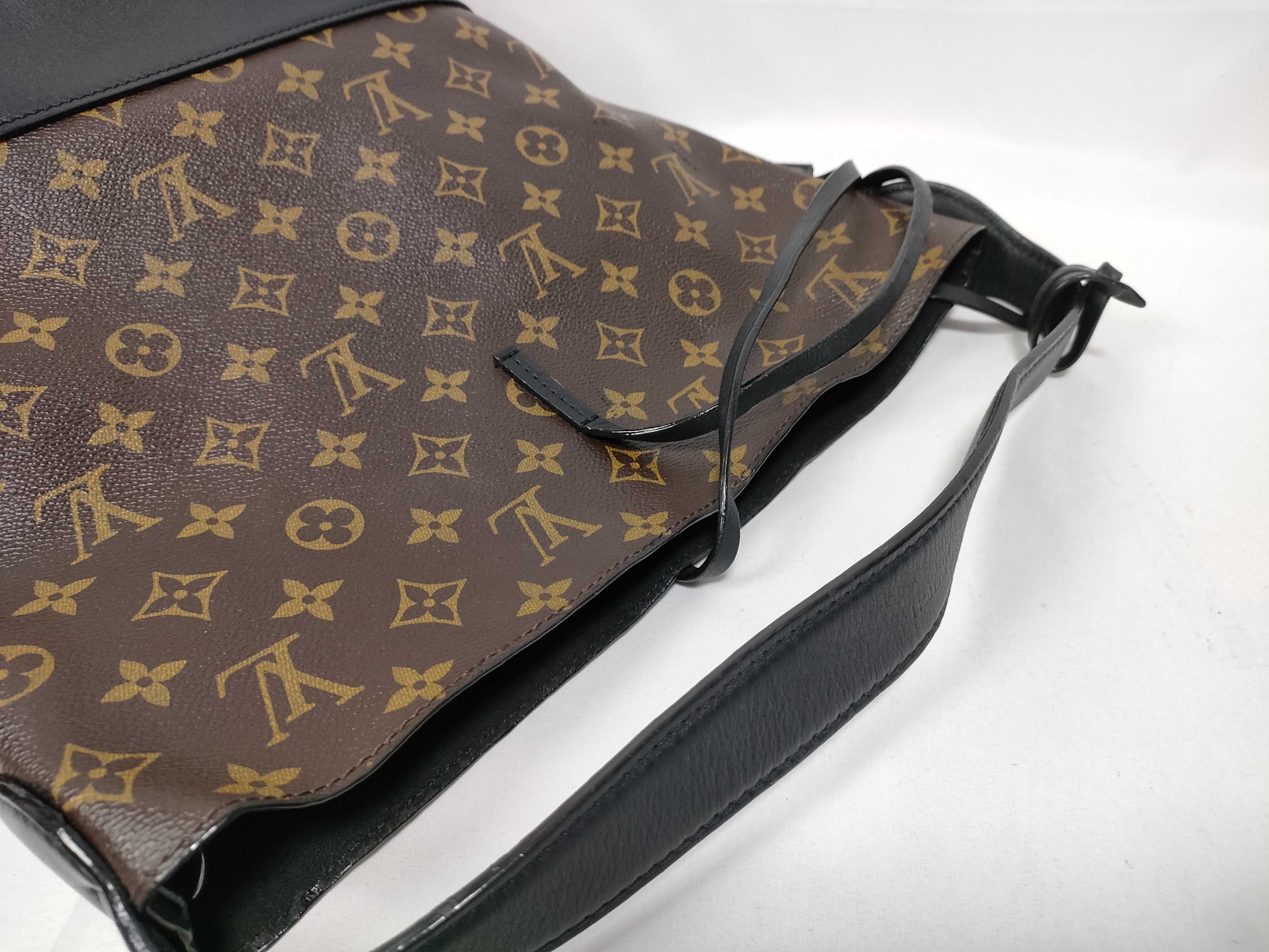 Monogram Idor GM Noir Shoulder Bag — view 11