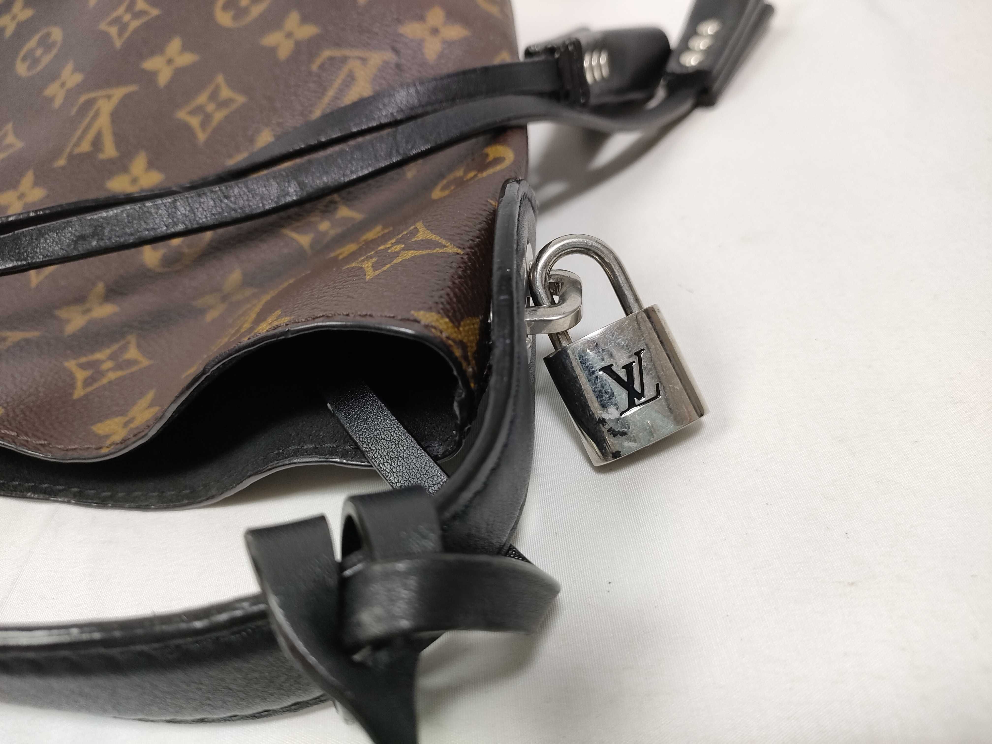 Monogram Idor GM Noir Shoulder Bag — view 12