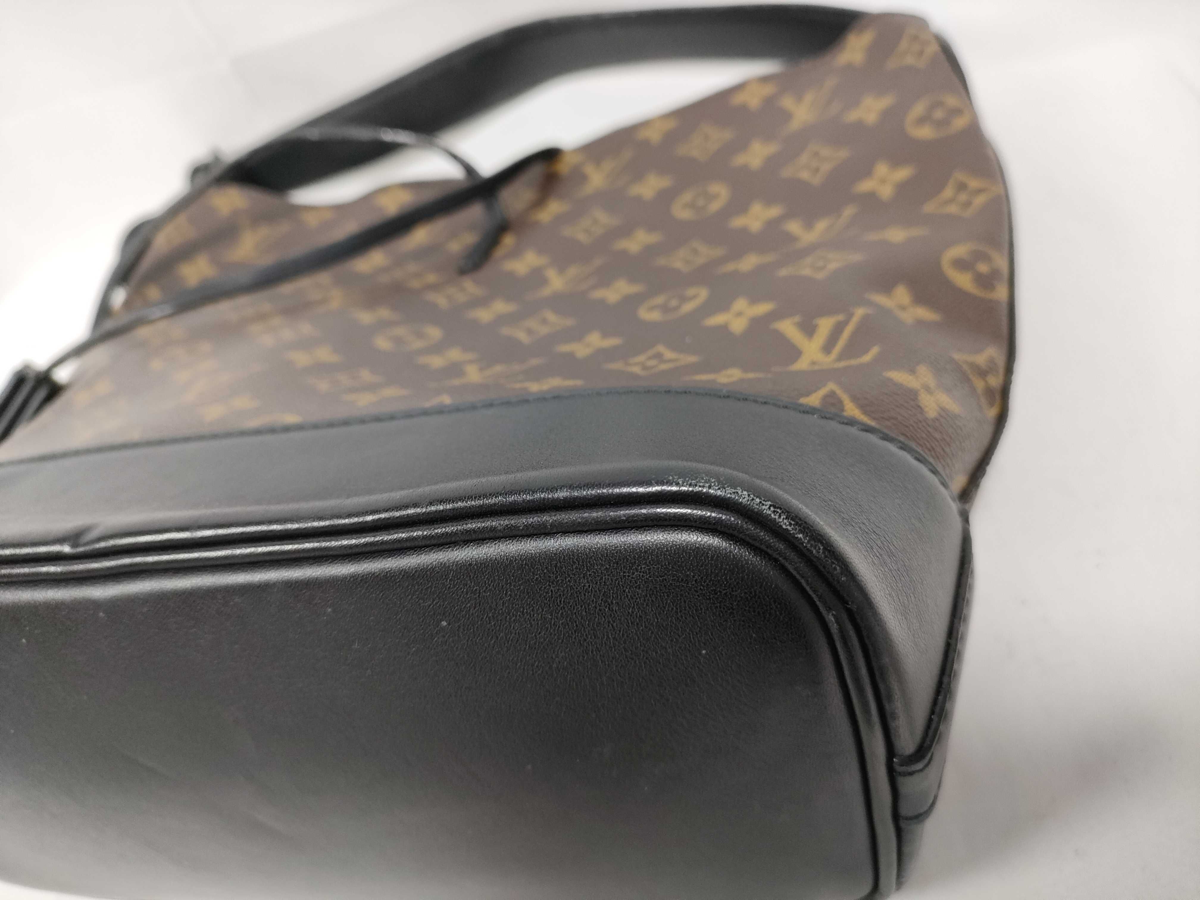 Monogram Idor GM Noir Shoulder Bag — view 4