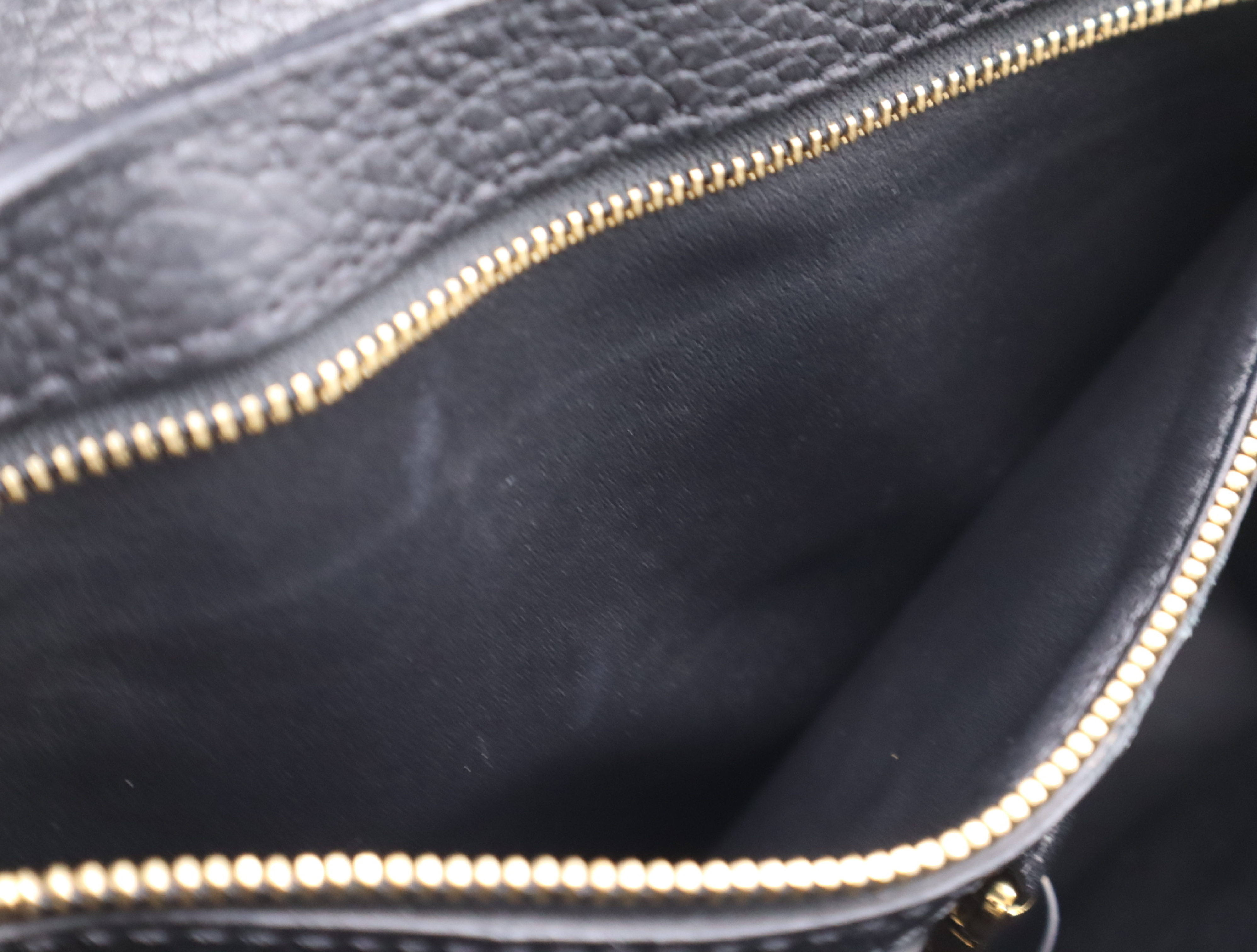 M50631 Taurillon Capucines PM Noir Handbag with Shoulder Strap (RFID detected) — view 14