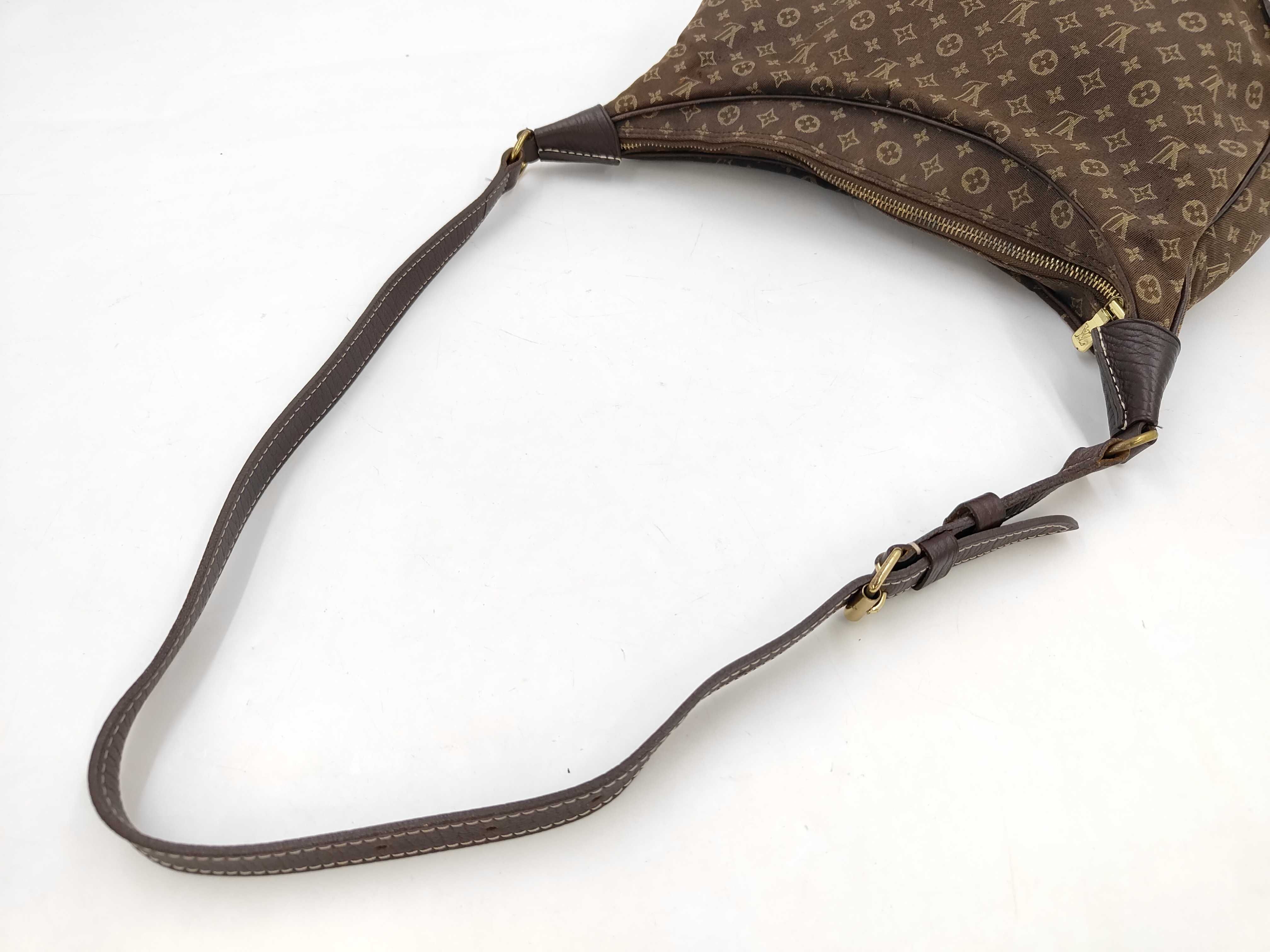Monogram Louis Vuitton Boulogne Monogram Shoulder Bag — view 5