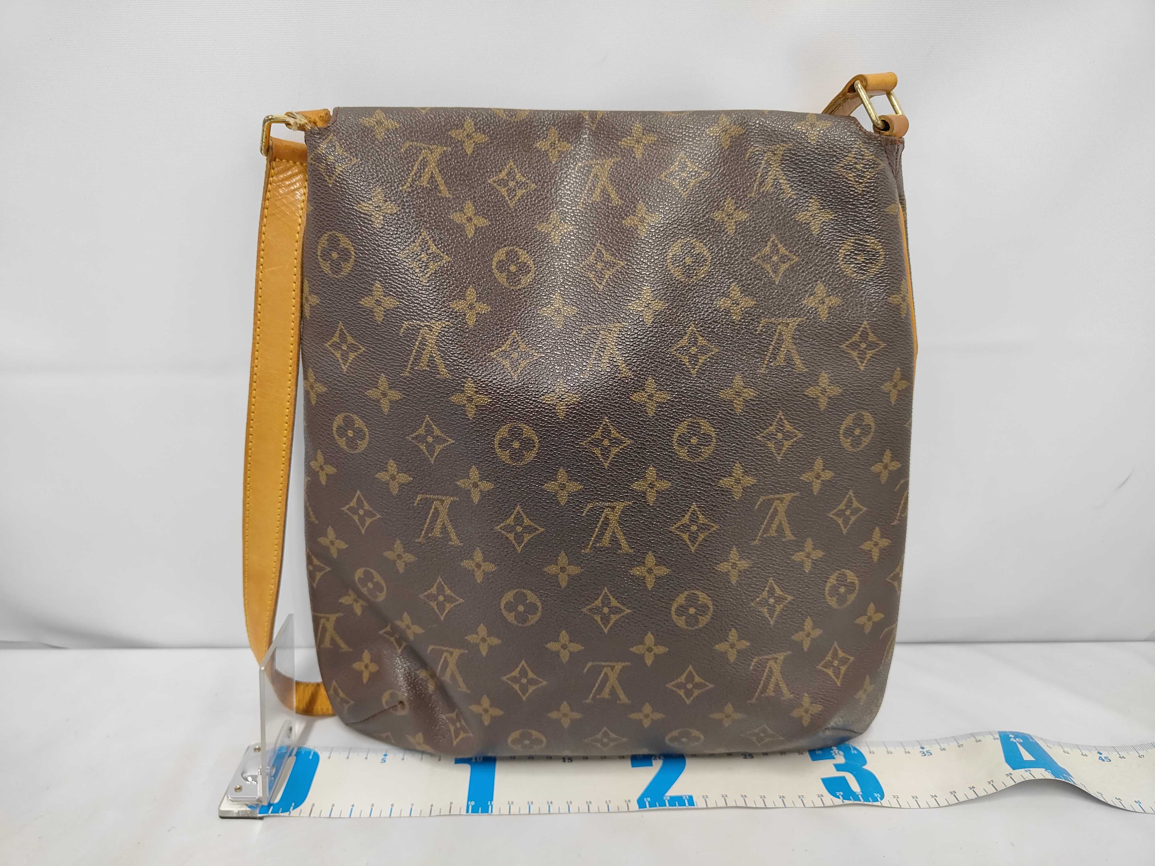 LV Musette Bag — view 2