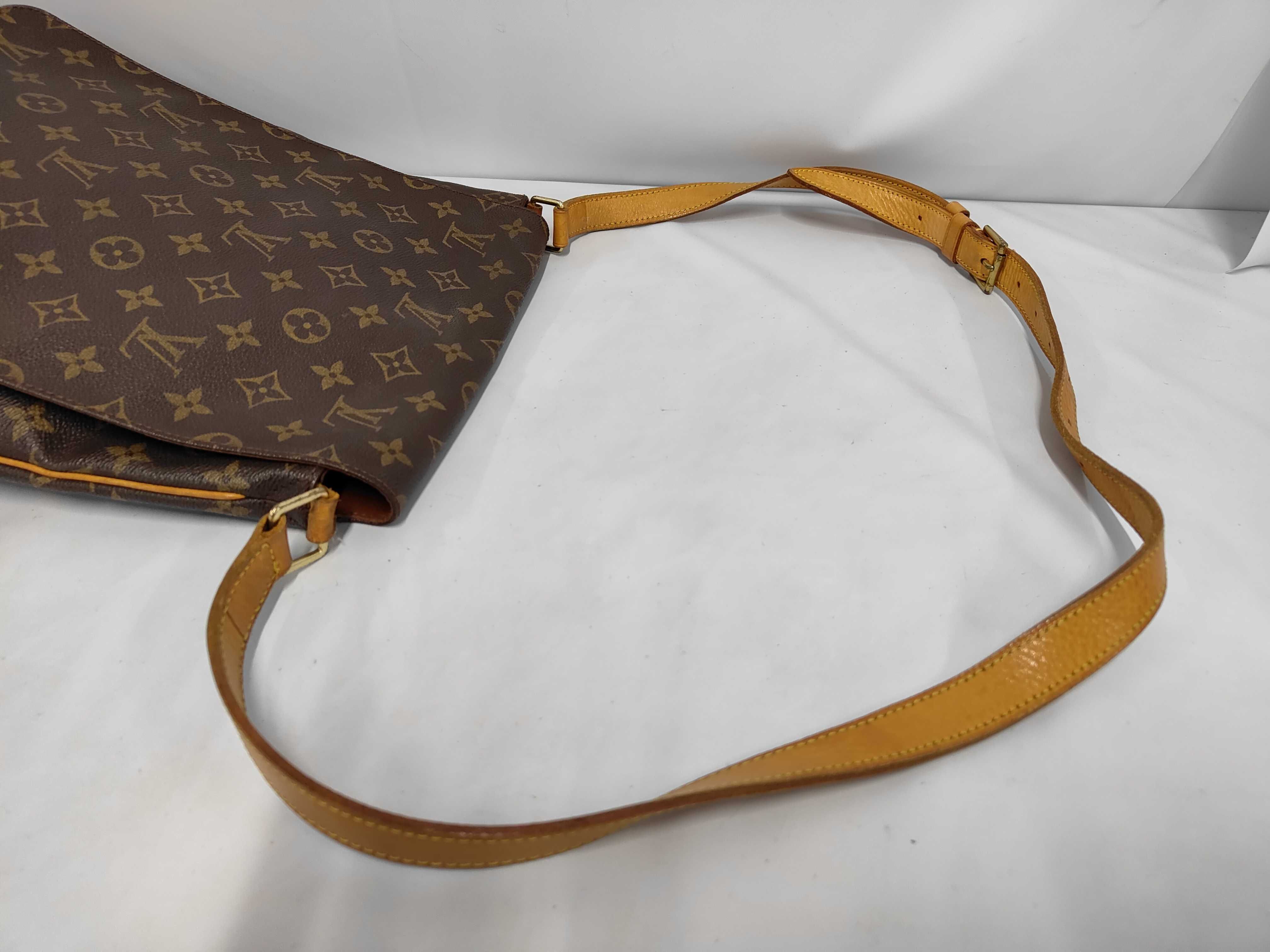 LV Musette Bag — view 5