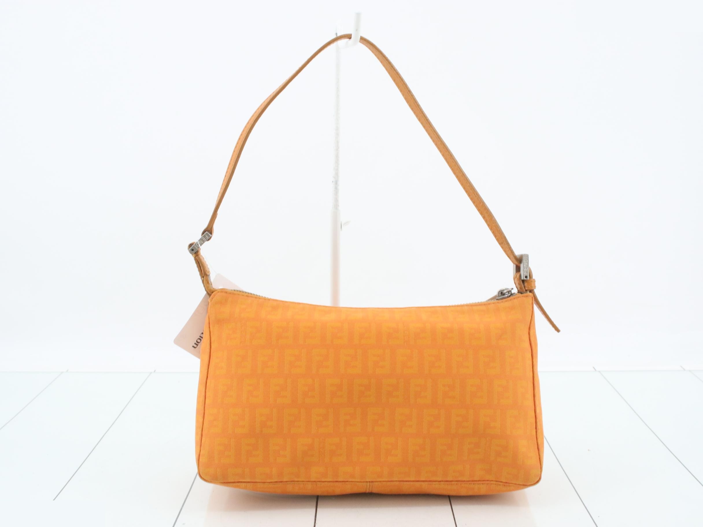 handbag — view 2