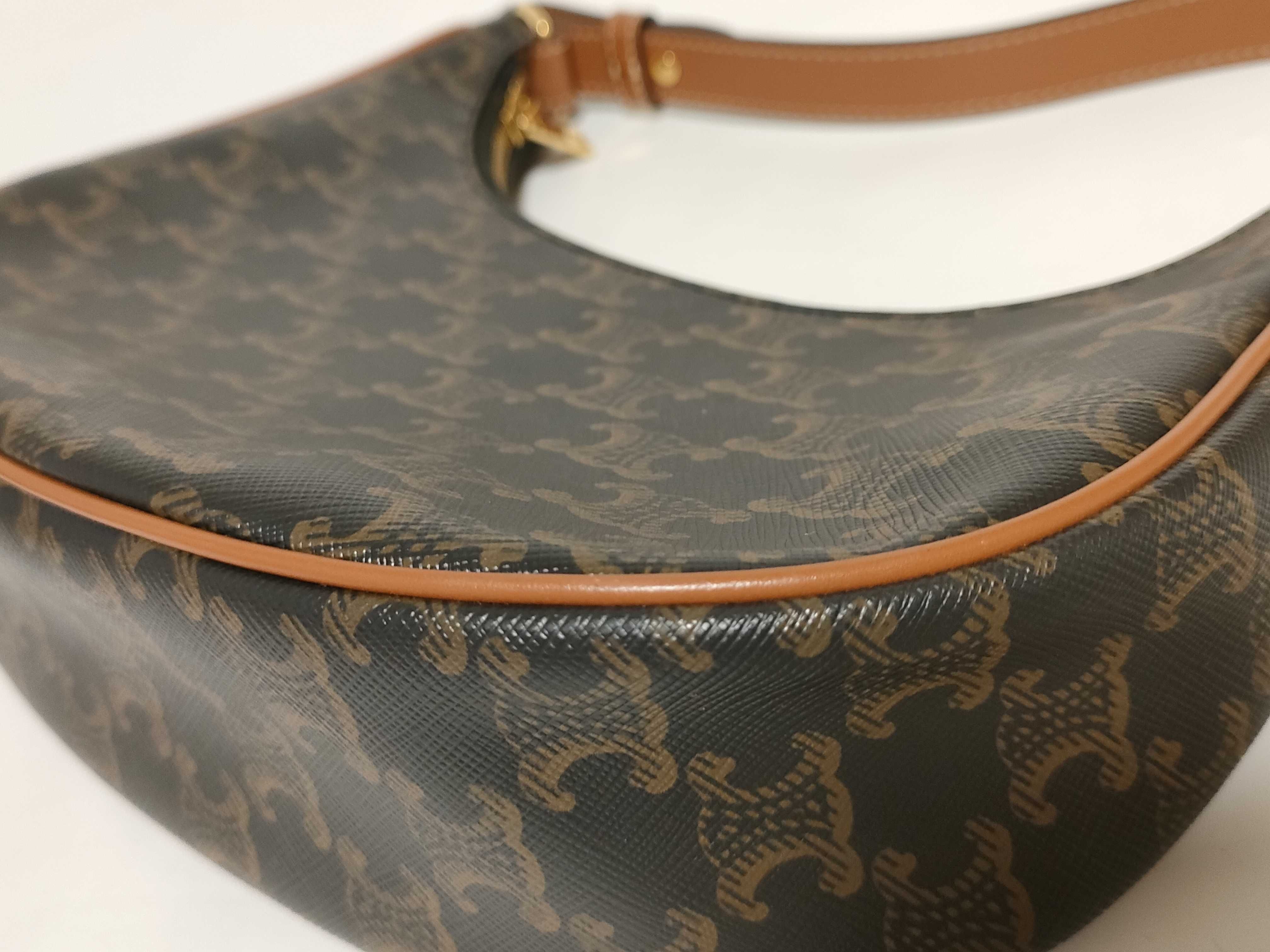 Triomphe Shoulder Bag — view 7