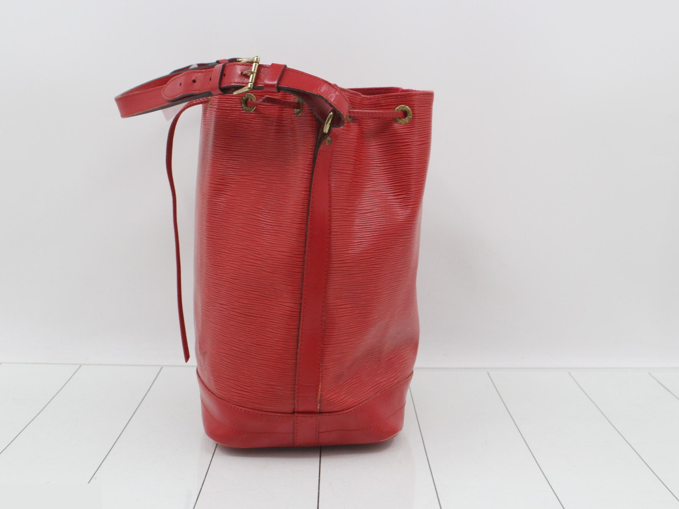 Epi Noé Shoulder Bag — view 3