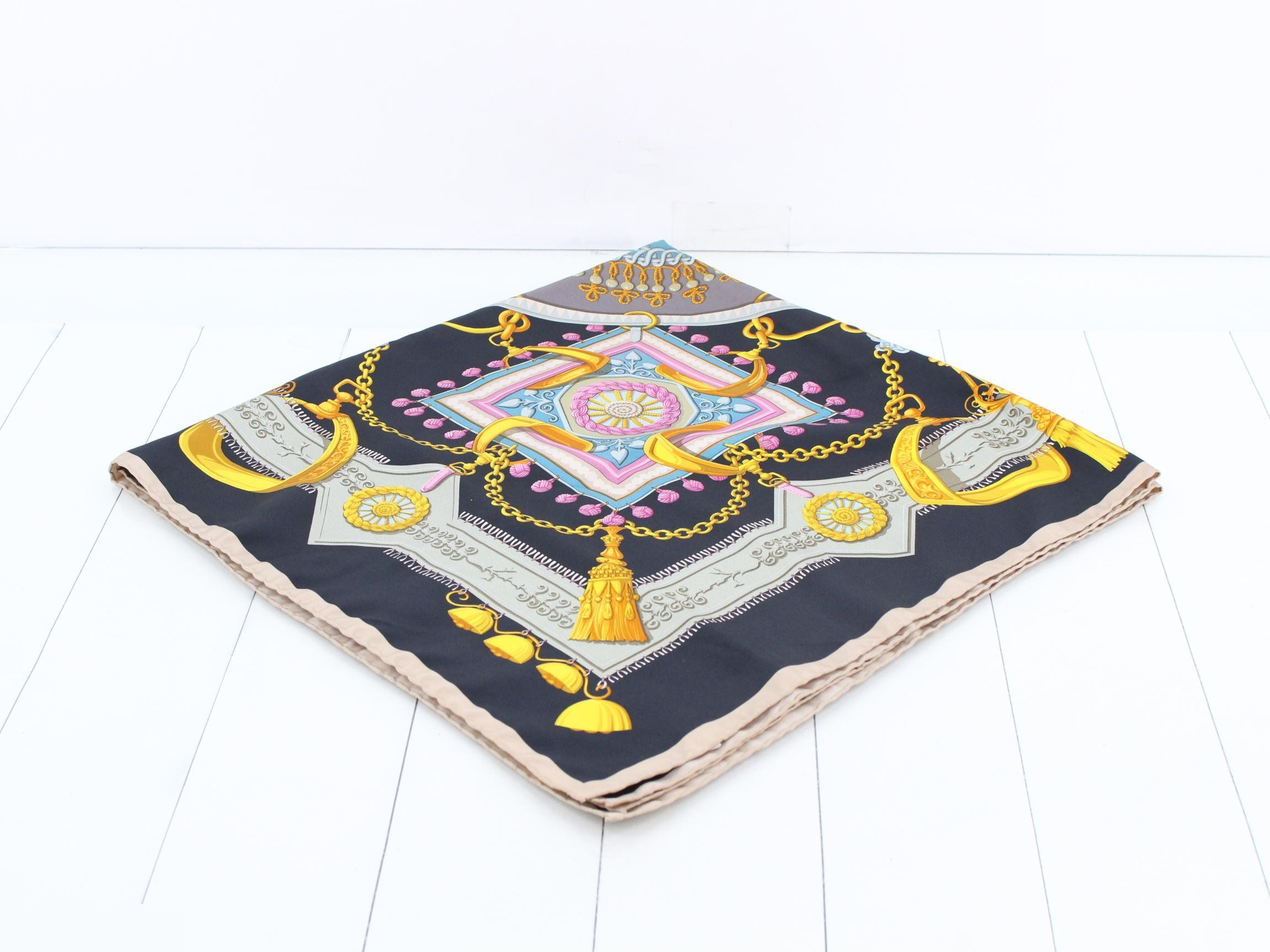 scarf, vintage — view 2