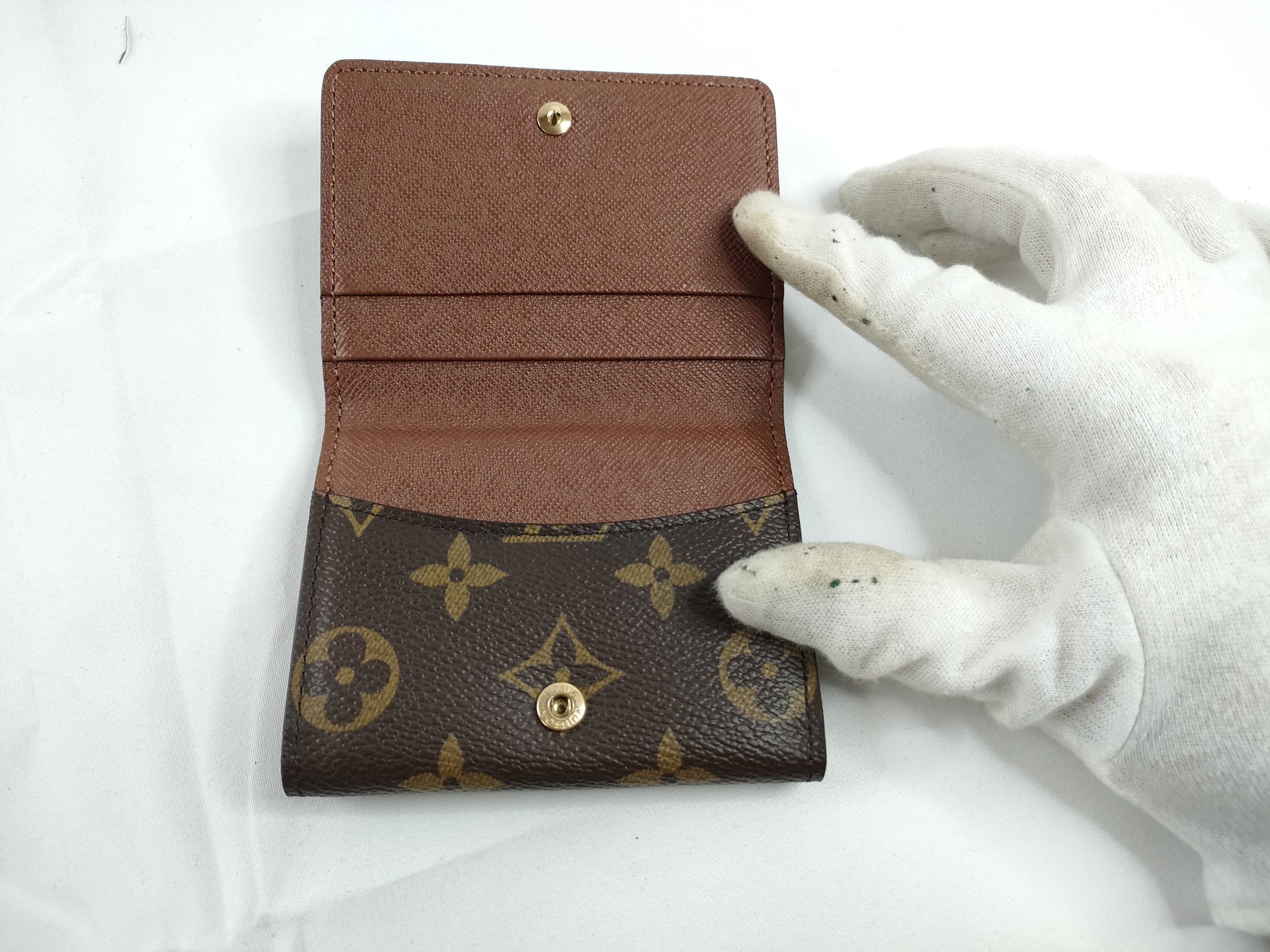Monogram LV Monogram Ludlow Coin Case M61927 Coin Case — view 9