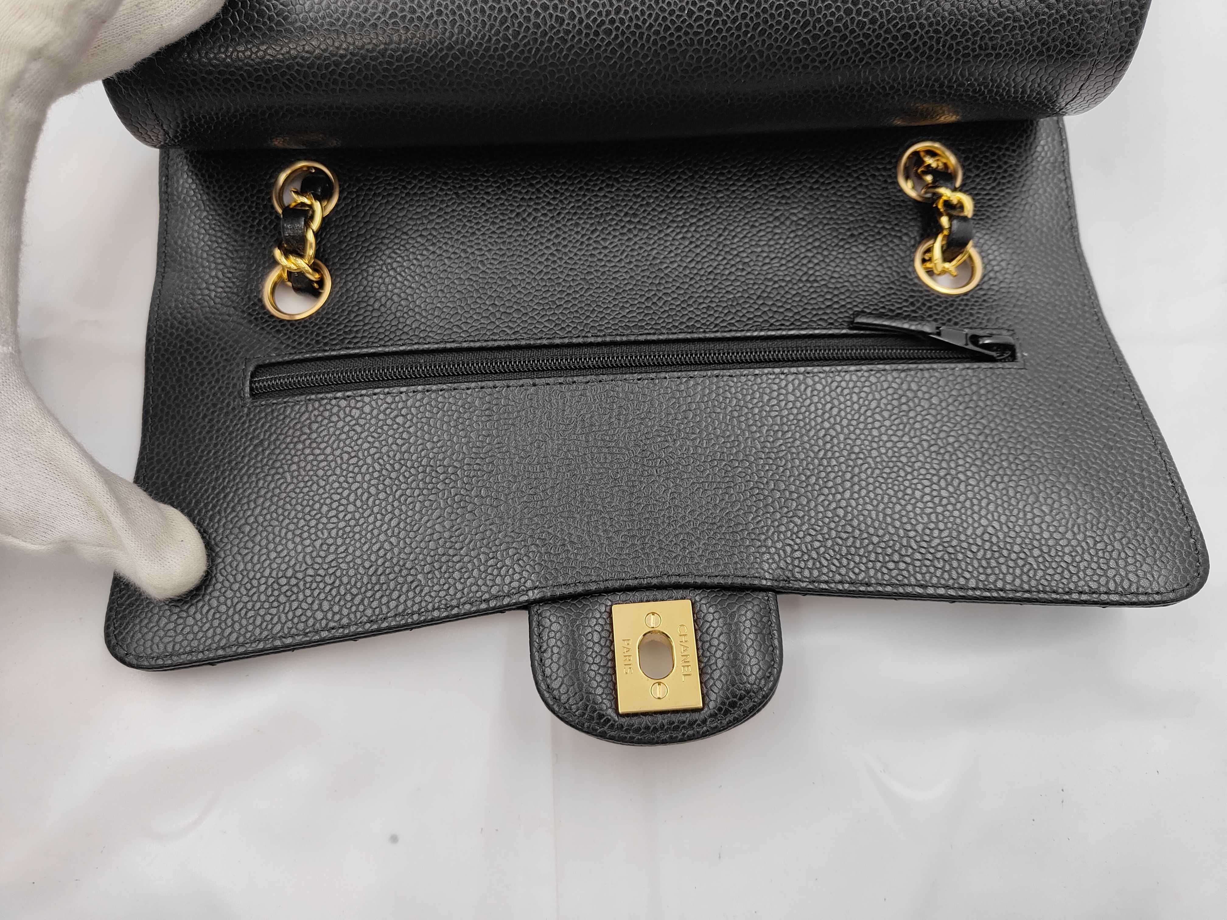 Matelassé 25 Double Flap Caviar Black Chain Shoulder Bag — view 7