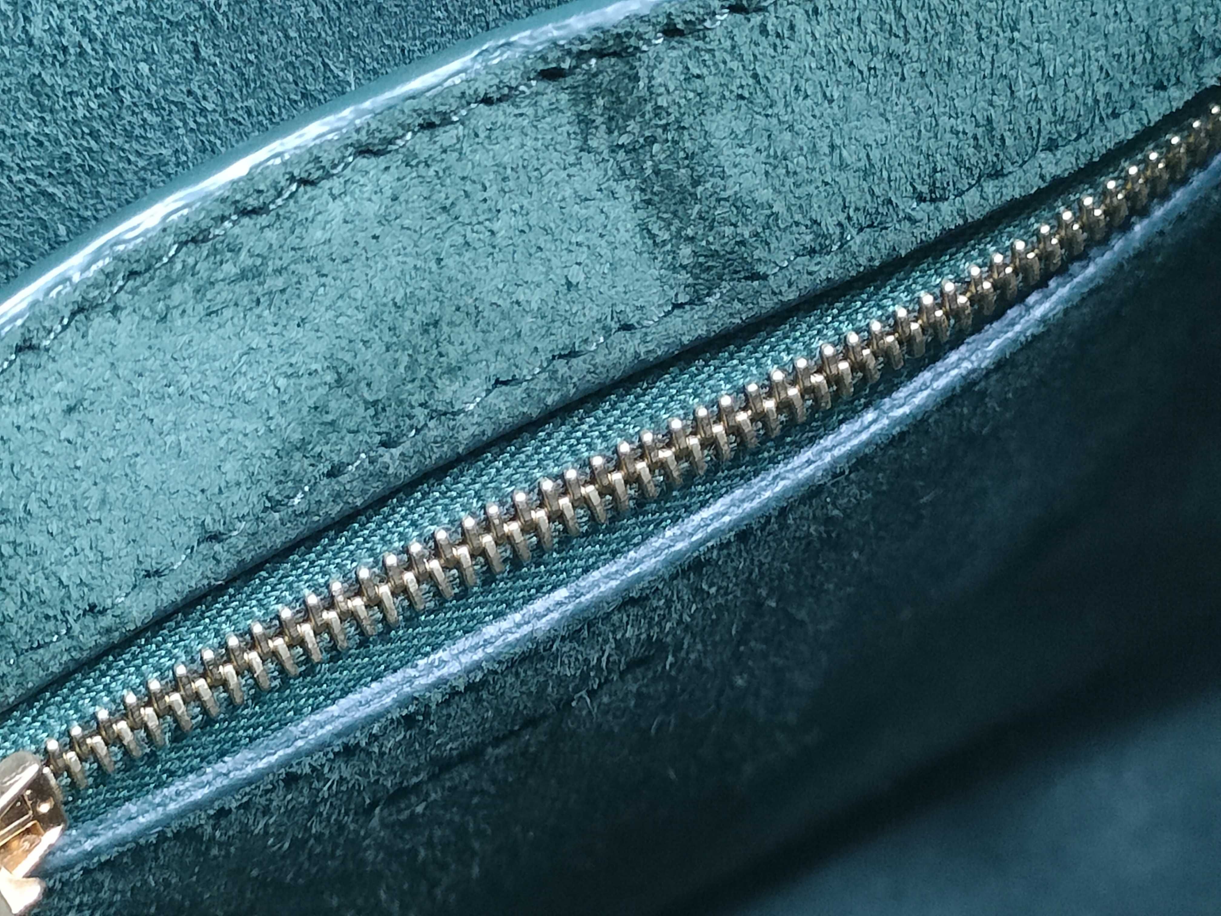 Sangle Bucket Shoulder Bag — view 14