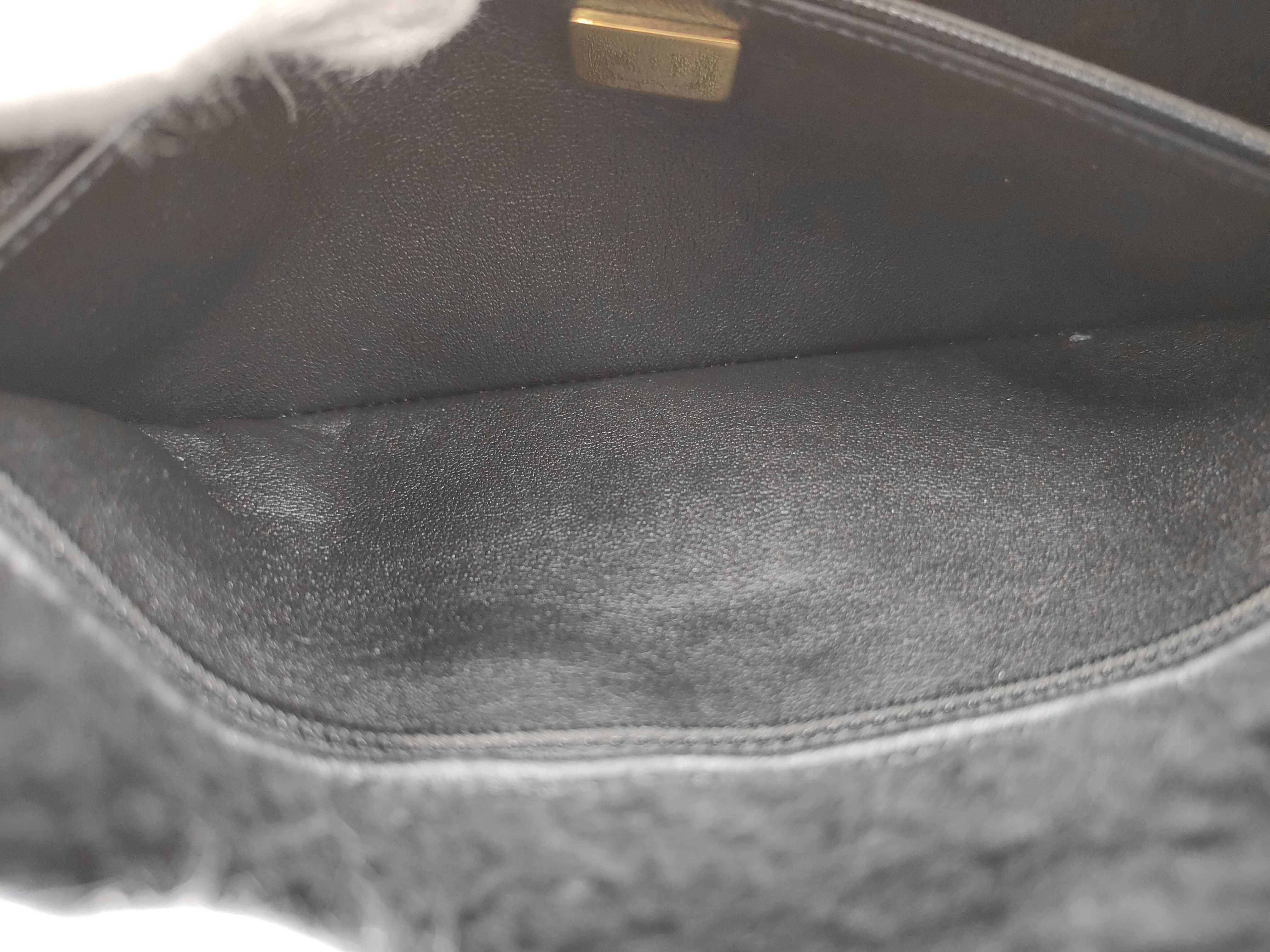 Lambskin x Fur Black Flap Bag RFID Shoulder Bag — view 11