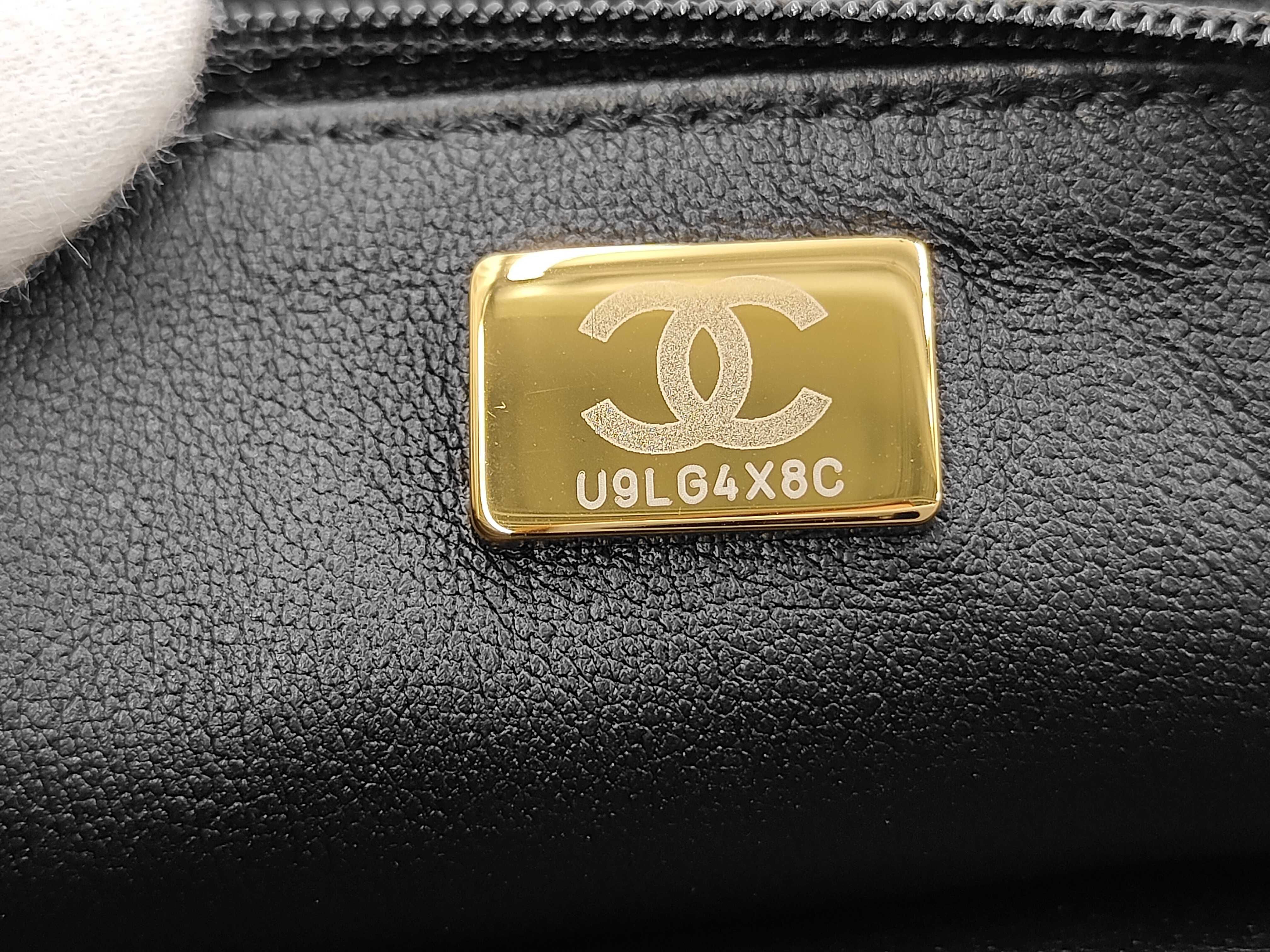 Lambskin x Fur Black Flap Bag RFID Shoulder Bag — view 13