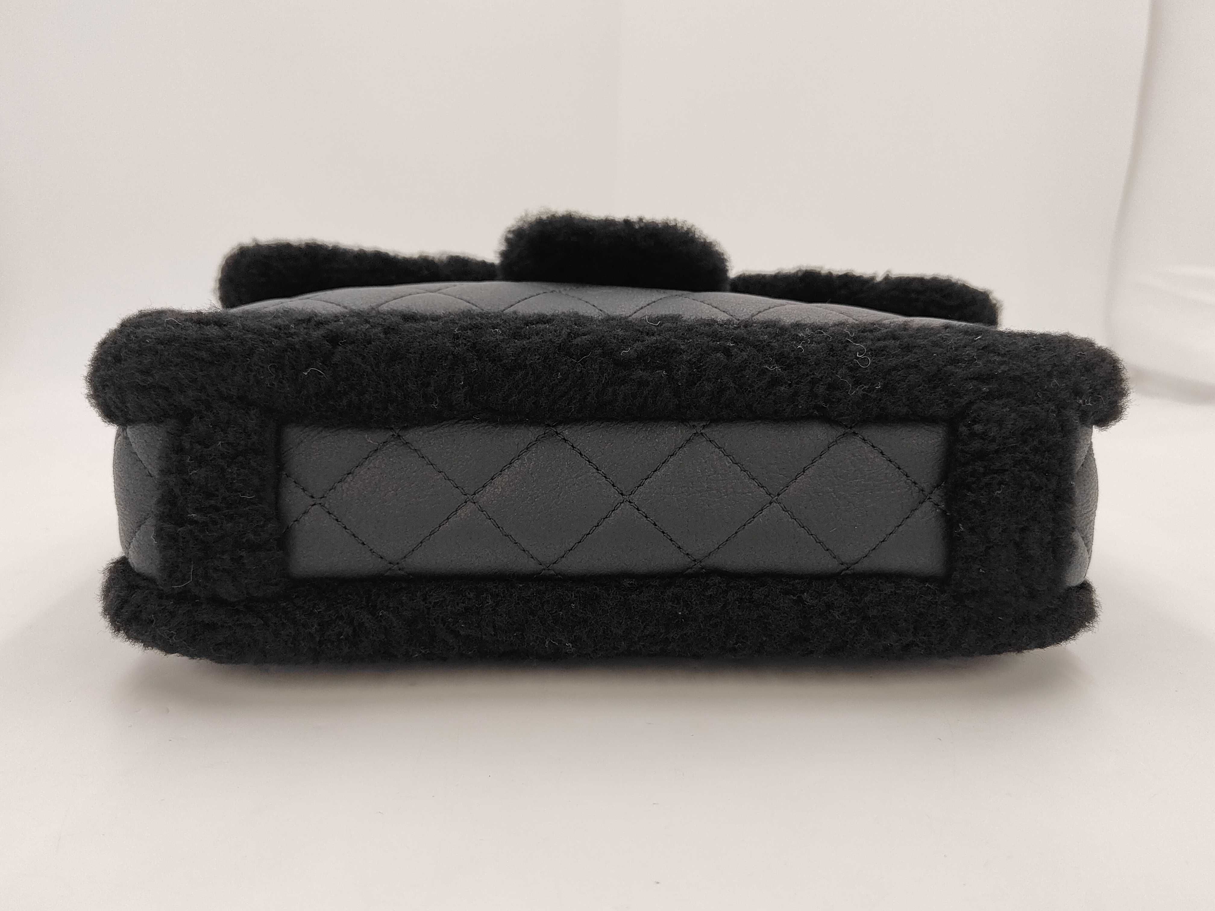 Lambskin x Fur Black Flap Bag RFID Shoulder Bag — view 6