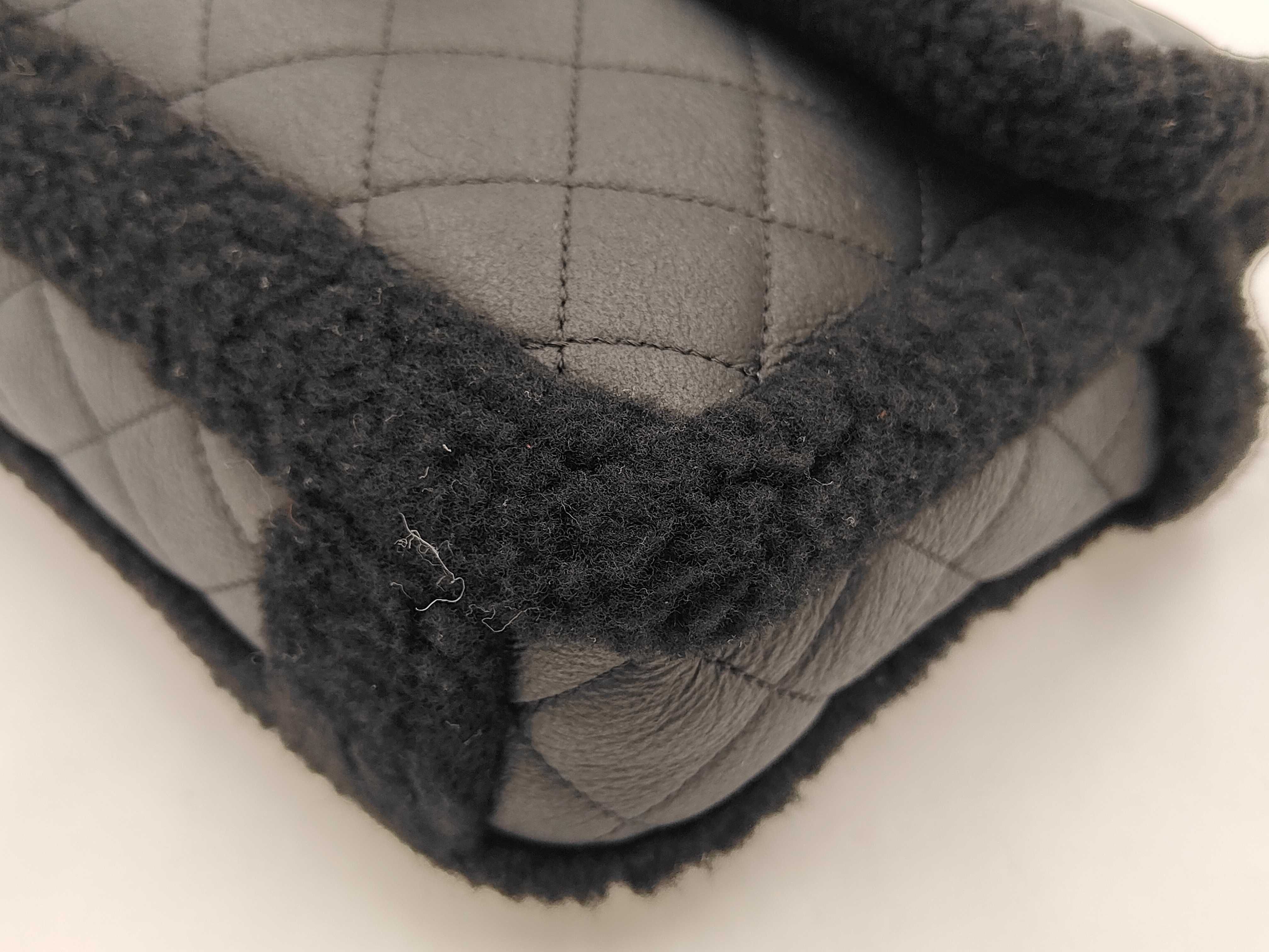 Lambskin x Fur Black Flap Bag RFID Shoulder Bag — view 7
