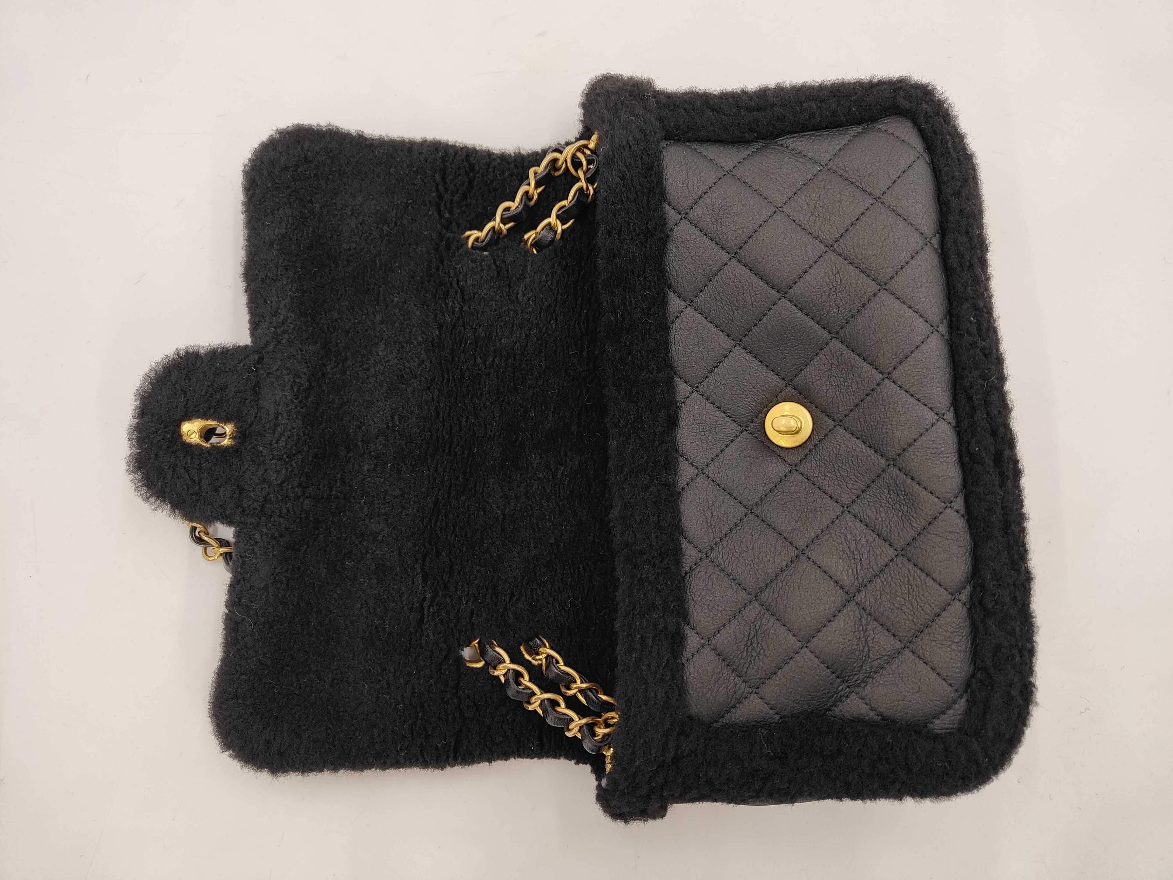 Lambskin x Fur Black Flap Bag RFID Shoulder Bag — view 8