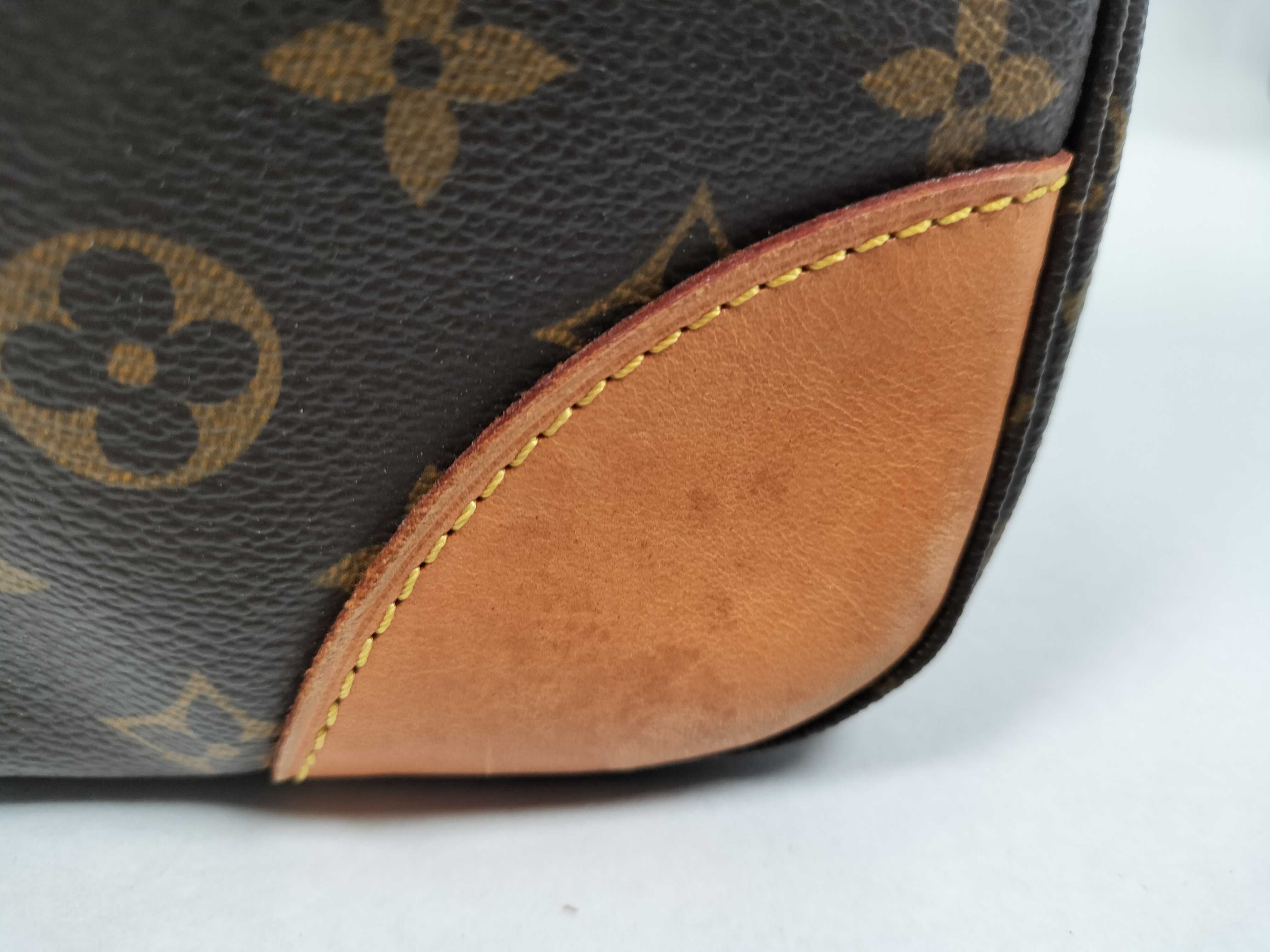 Monogram Moncler Navy Monogram M51265 Boulogne Shoulder Bag — view 13
