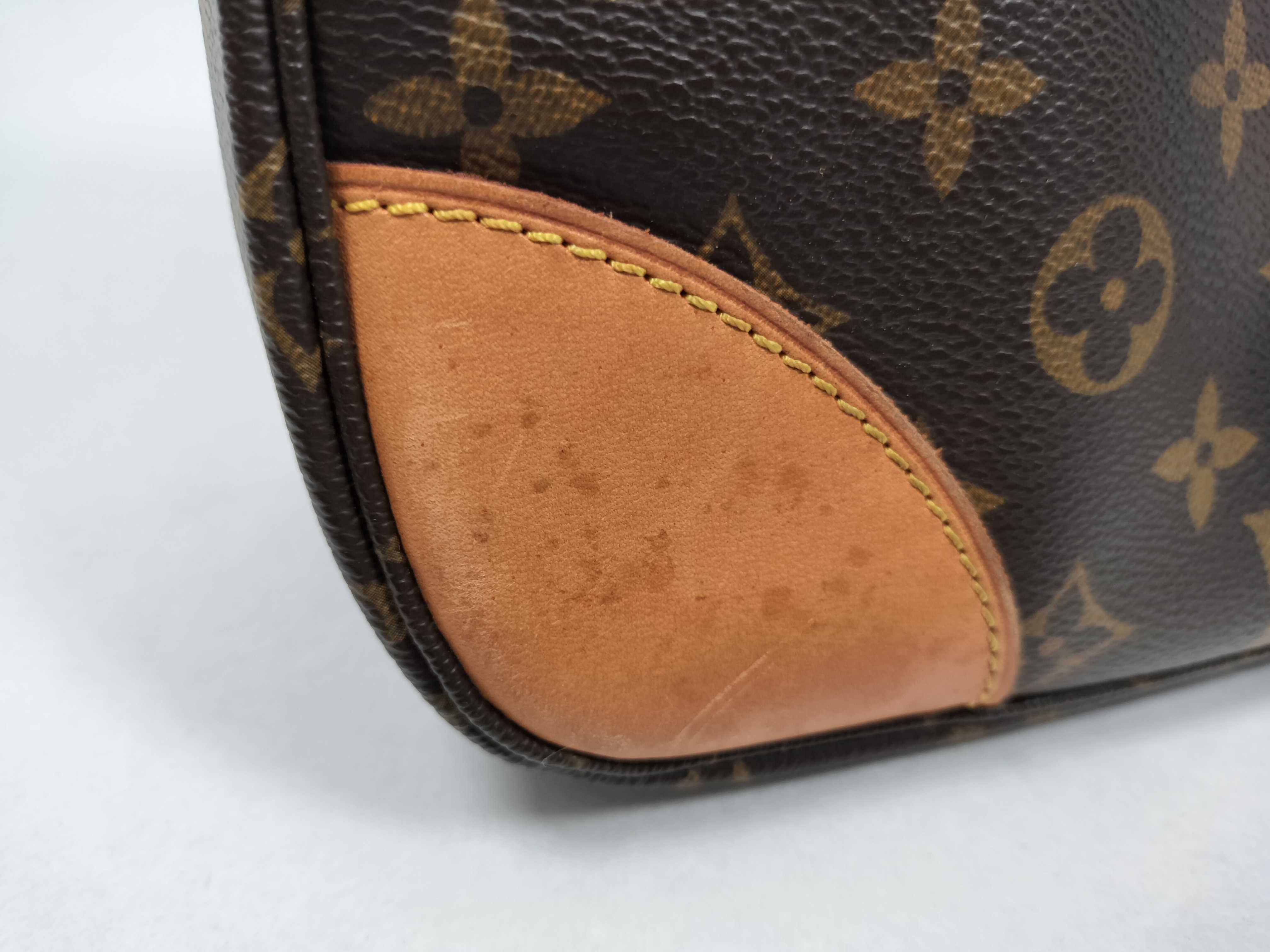 Monogram Moncler Navy Monogram M51265 Boulogne Shoulder Bag — view 15