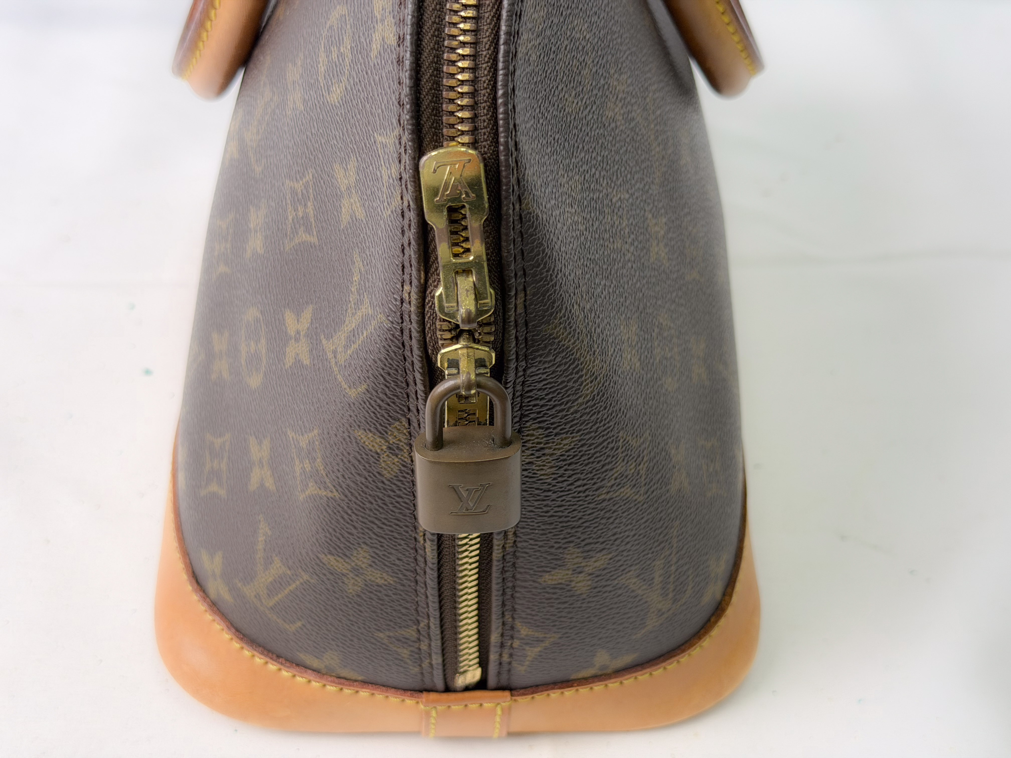 Monogram M51130 Alma PM VI0997 Handbag — view 3