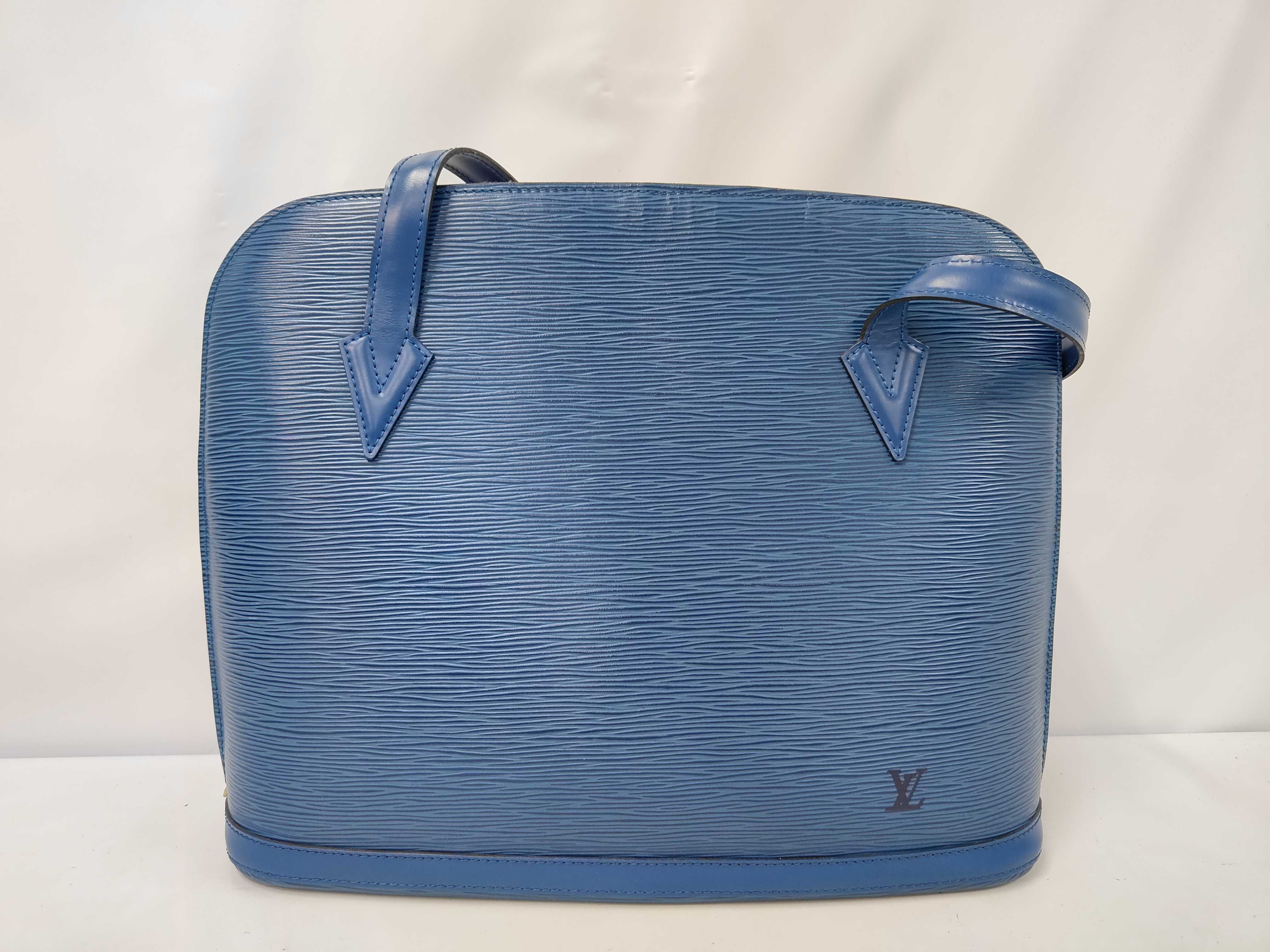 M52285 Epi Lussac Leather Blue Tote Bag