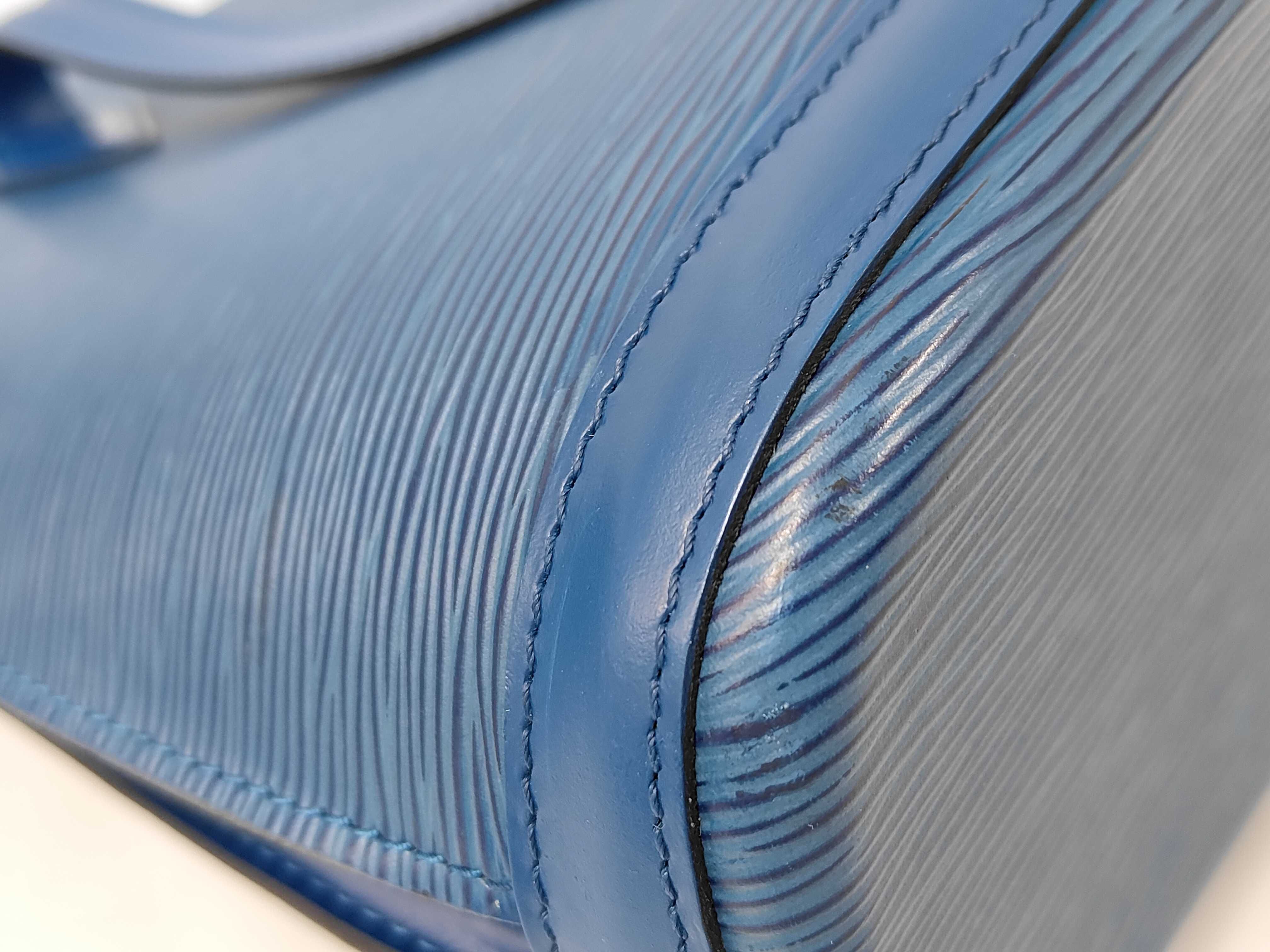 M52285 Epi Lussac Leather Blue Tote Bag — view 4