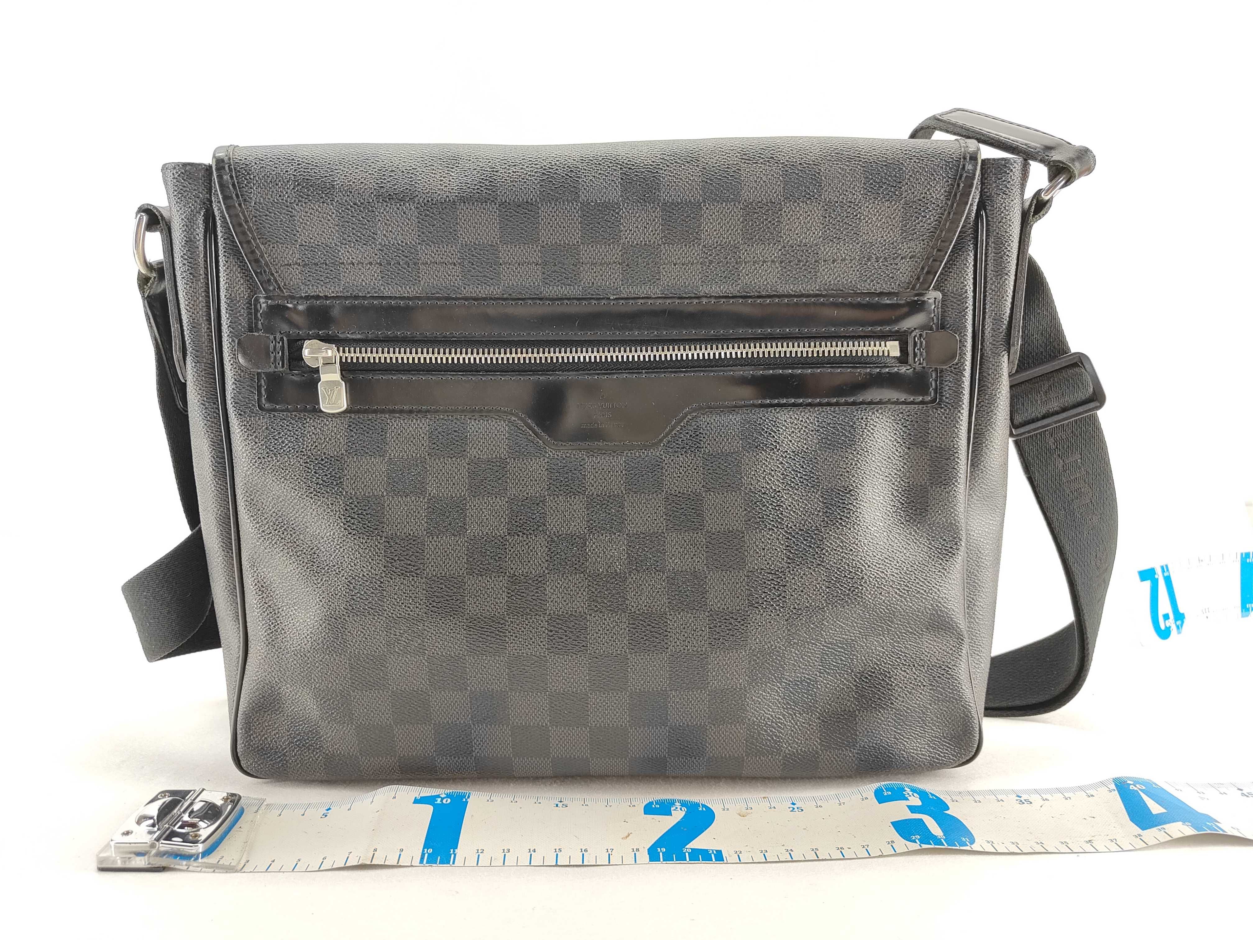 Damier Graphite Daniel GM Shoulder Bag N58033 SP1141 — view 2