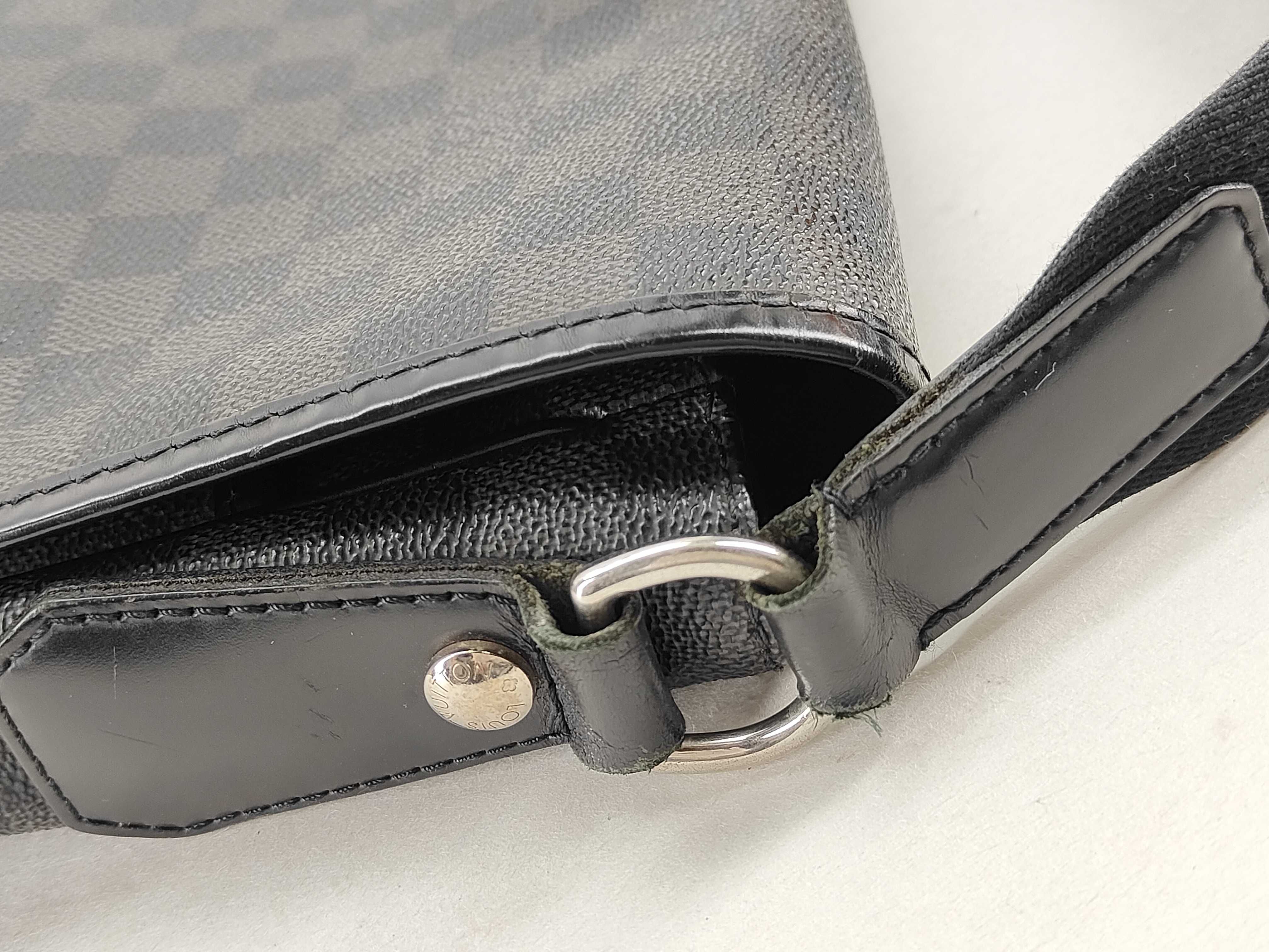 Damier Graphite Daniel GM Shoulder Bag N58033 SP1141 — view 5