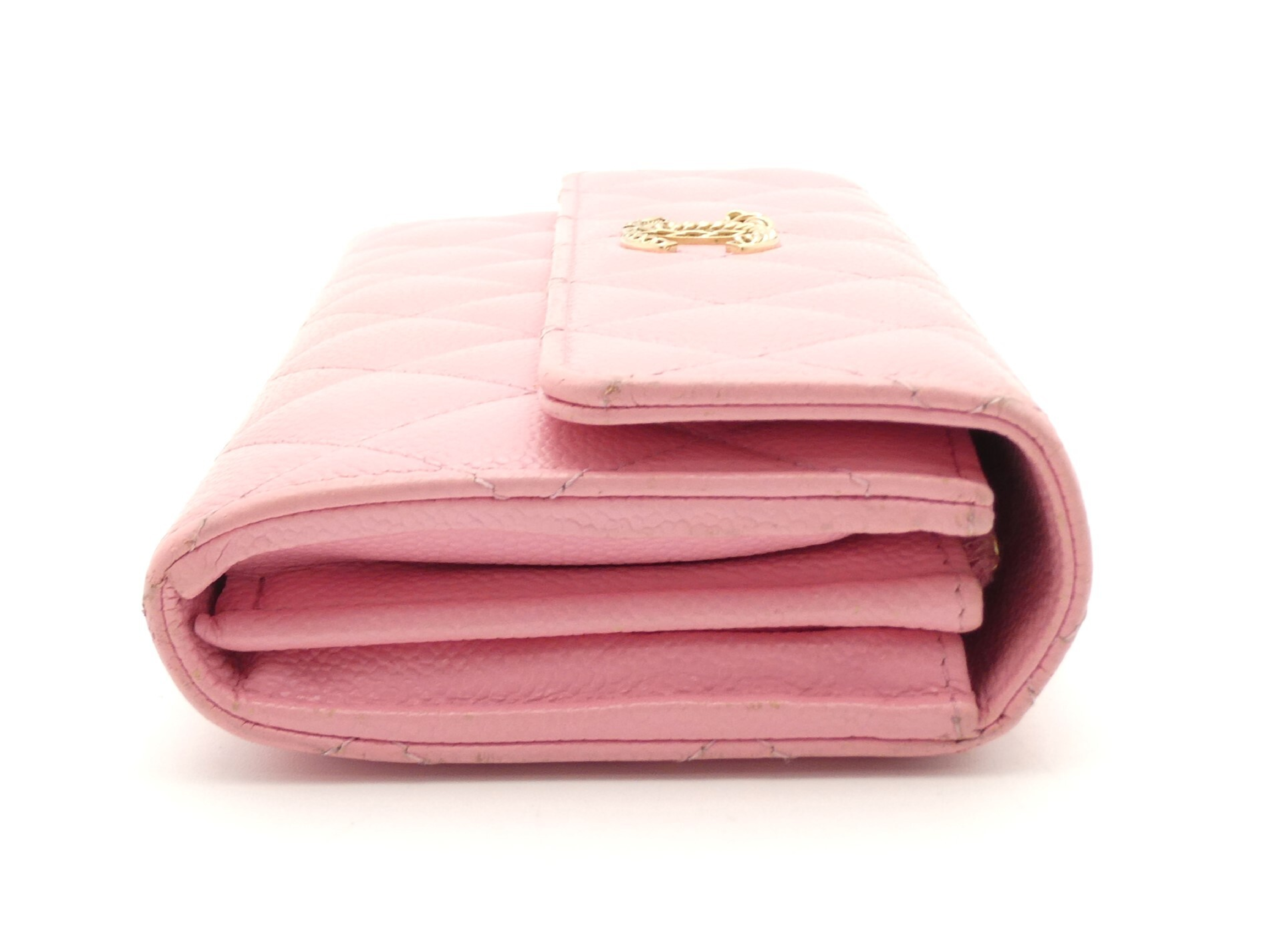 Matelassé Caviar Skin Coco Mark Wallet — view 3