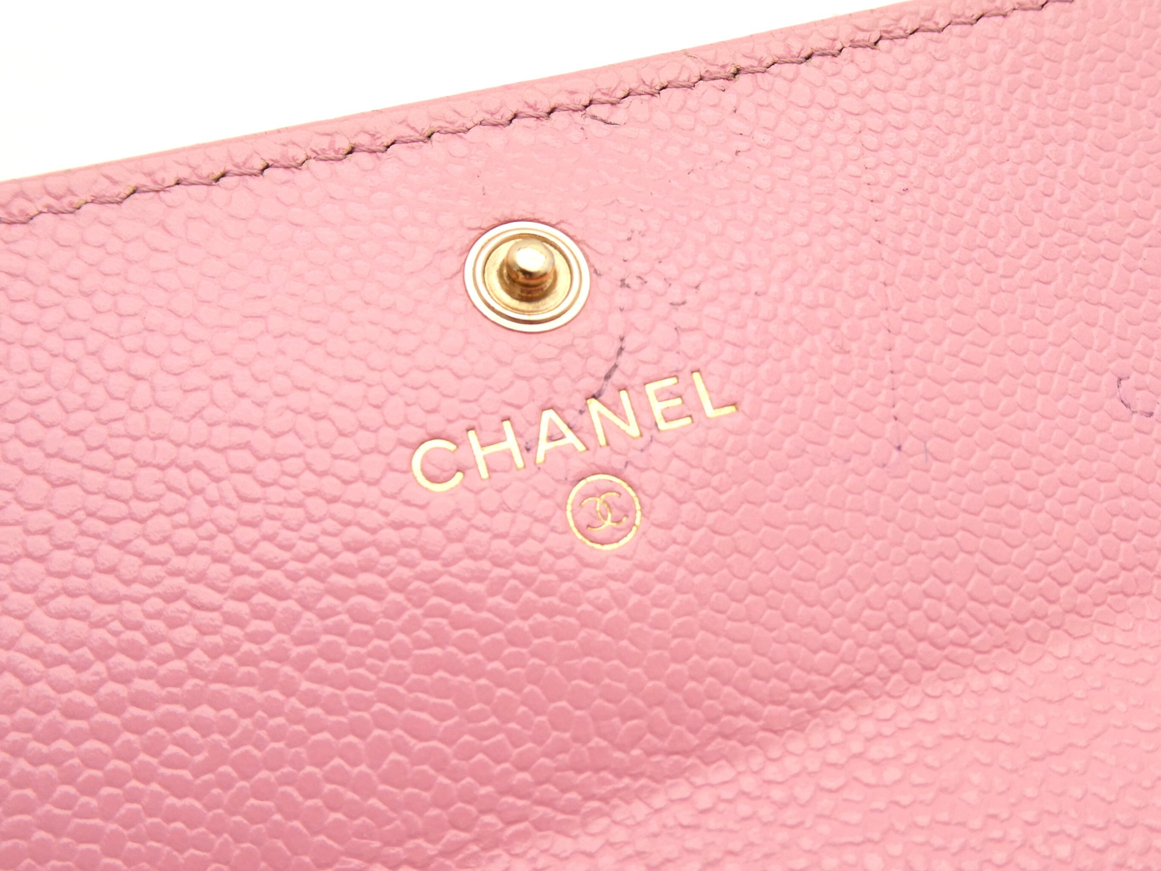 Matelassé Caviar Skin Coco Mark Wallet — view 8